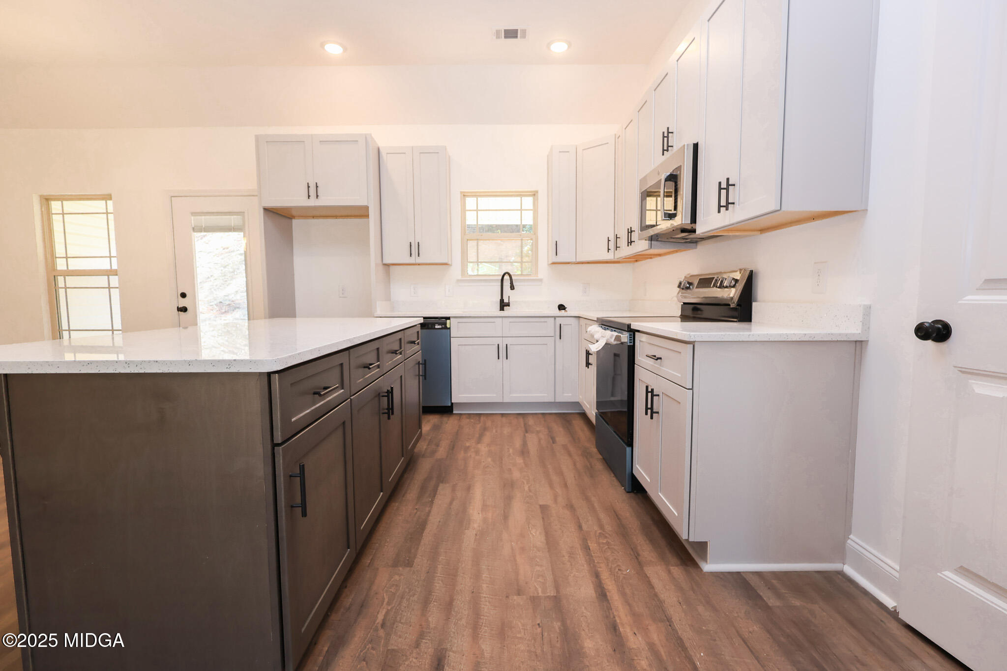 402 Collins Estate Avenue