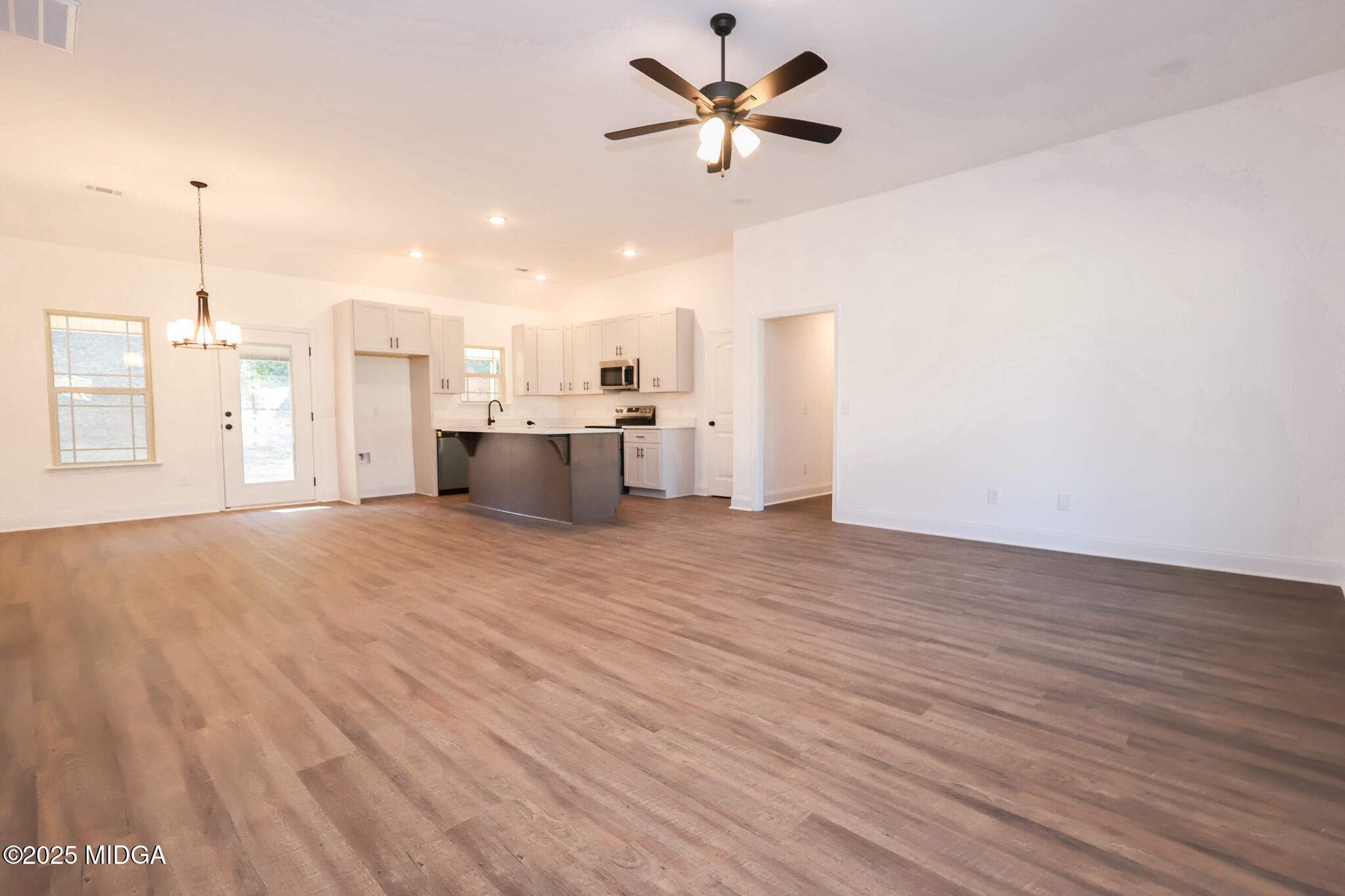 402 Collins Estate Avenue