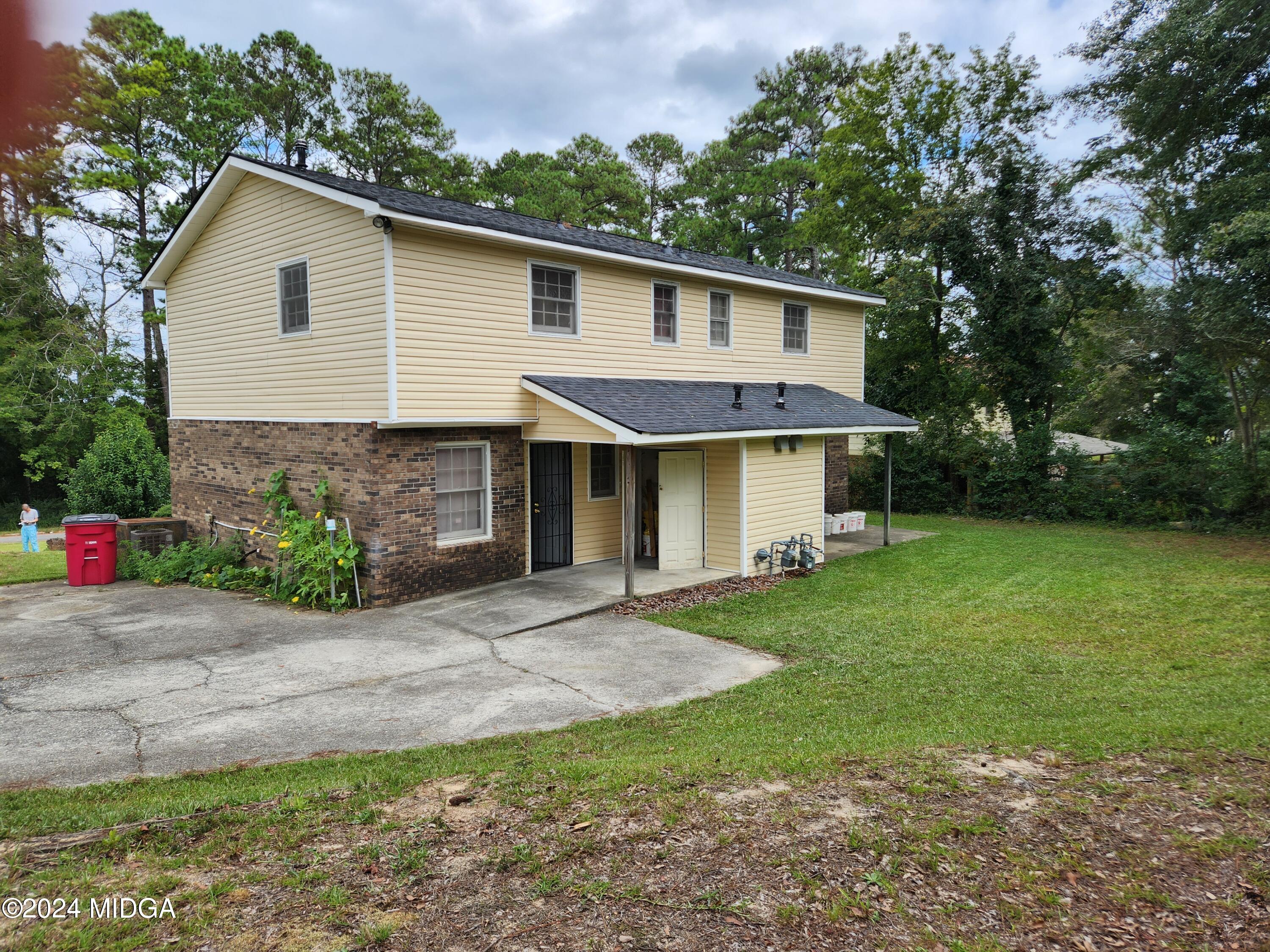 1636 Huntley Ridge Drive