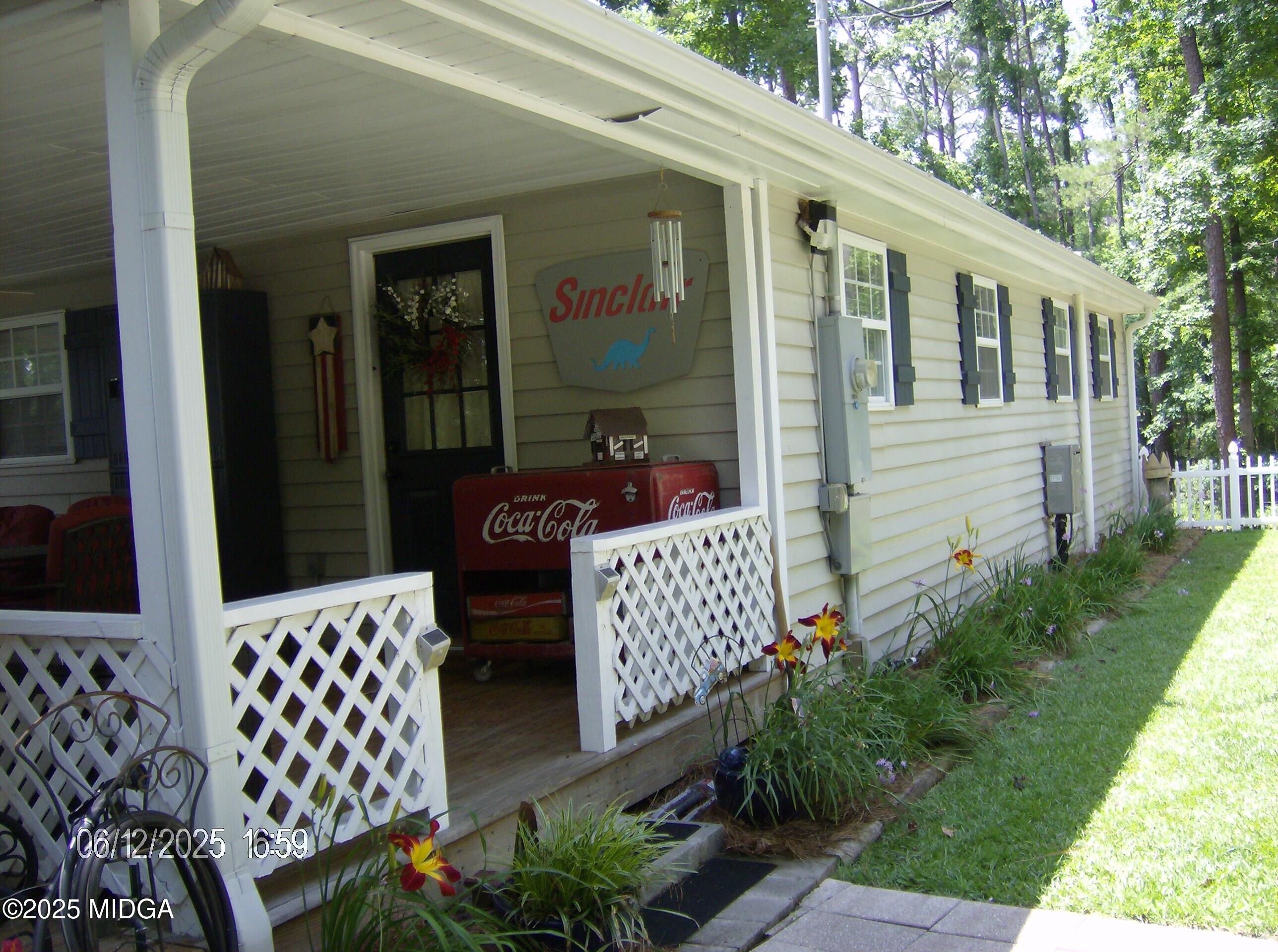 138 Casters Branch Road