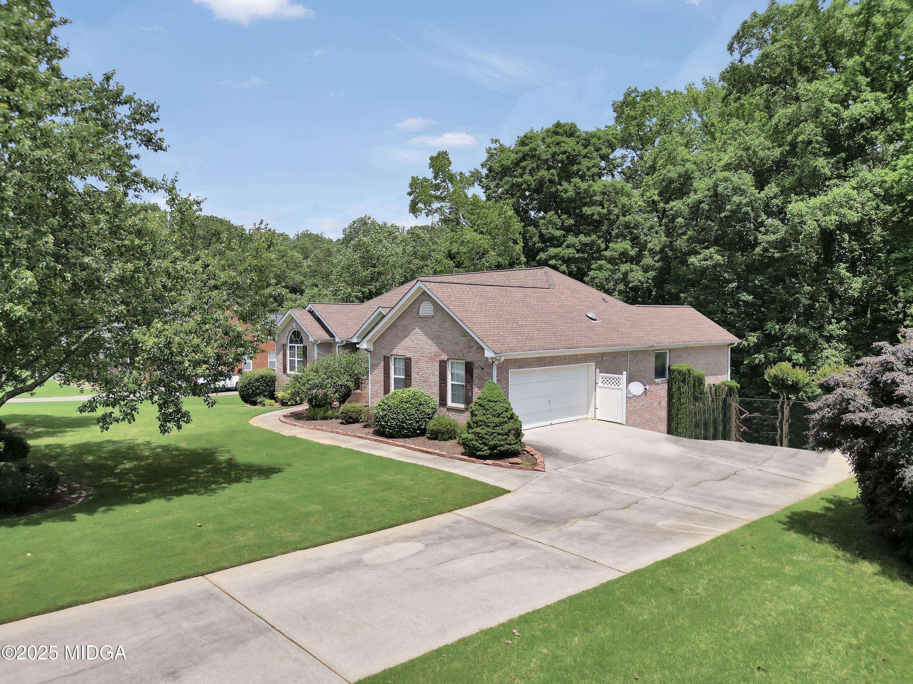 186 Ashley Drive