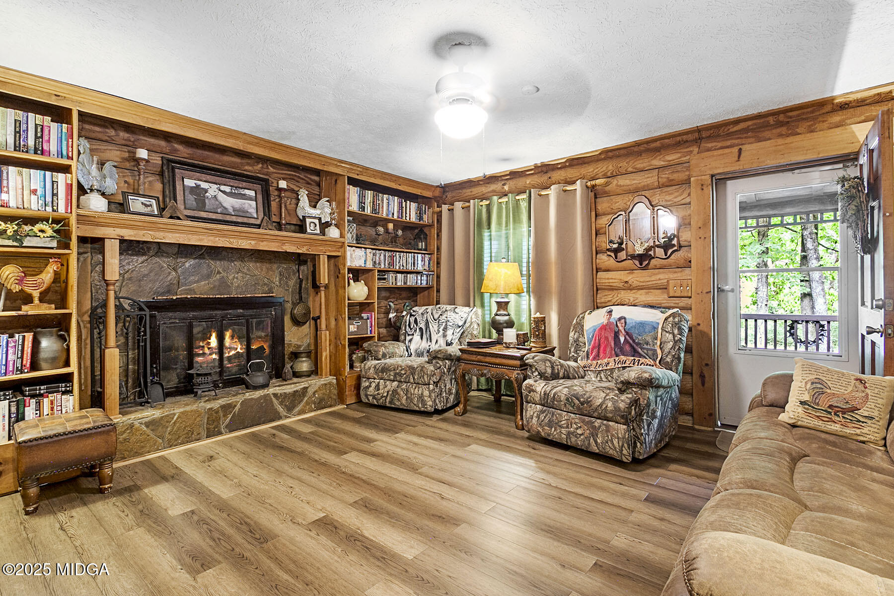 548 Table Mountain Drive
