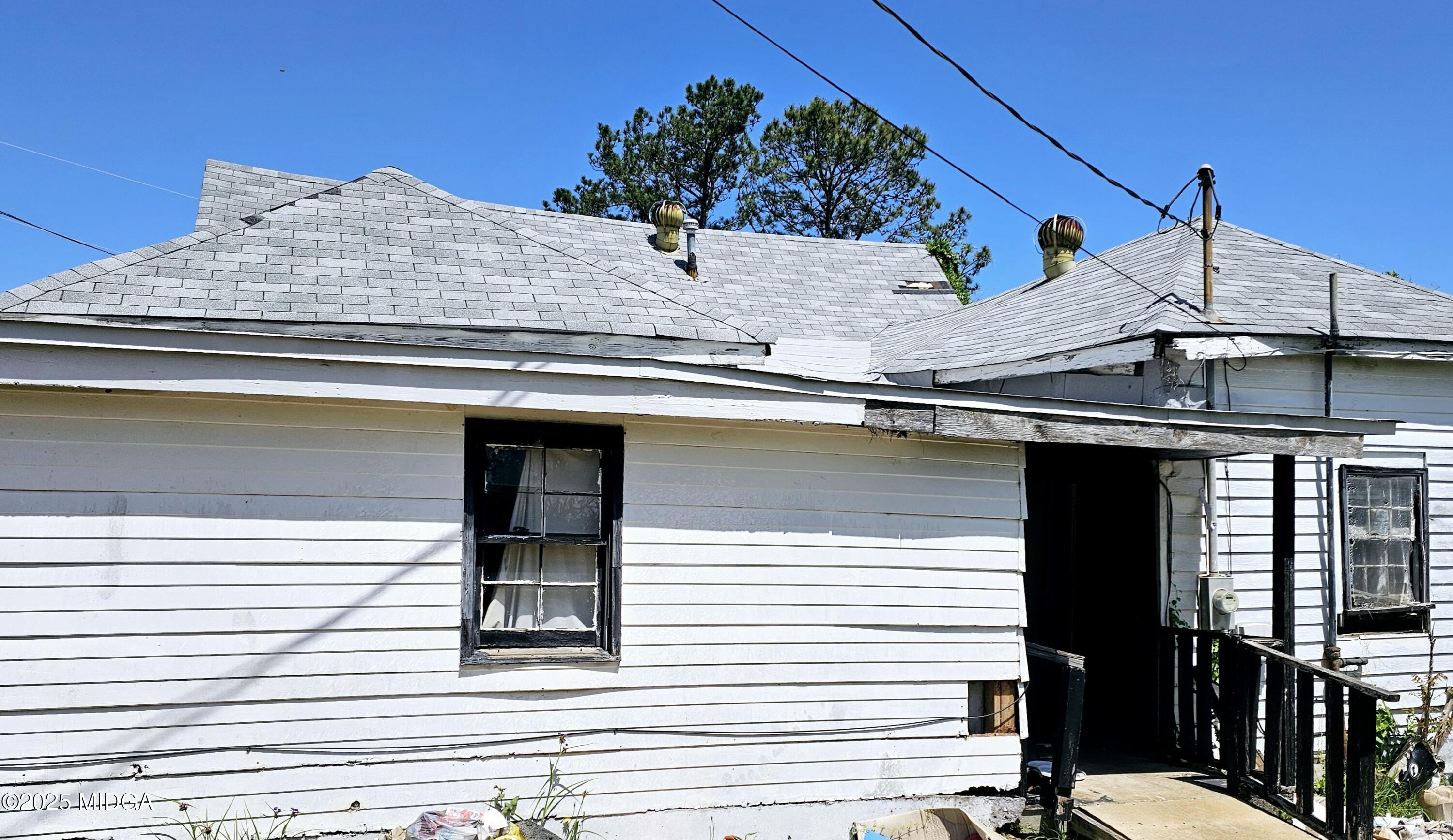 857 Stewart Street
