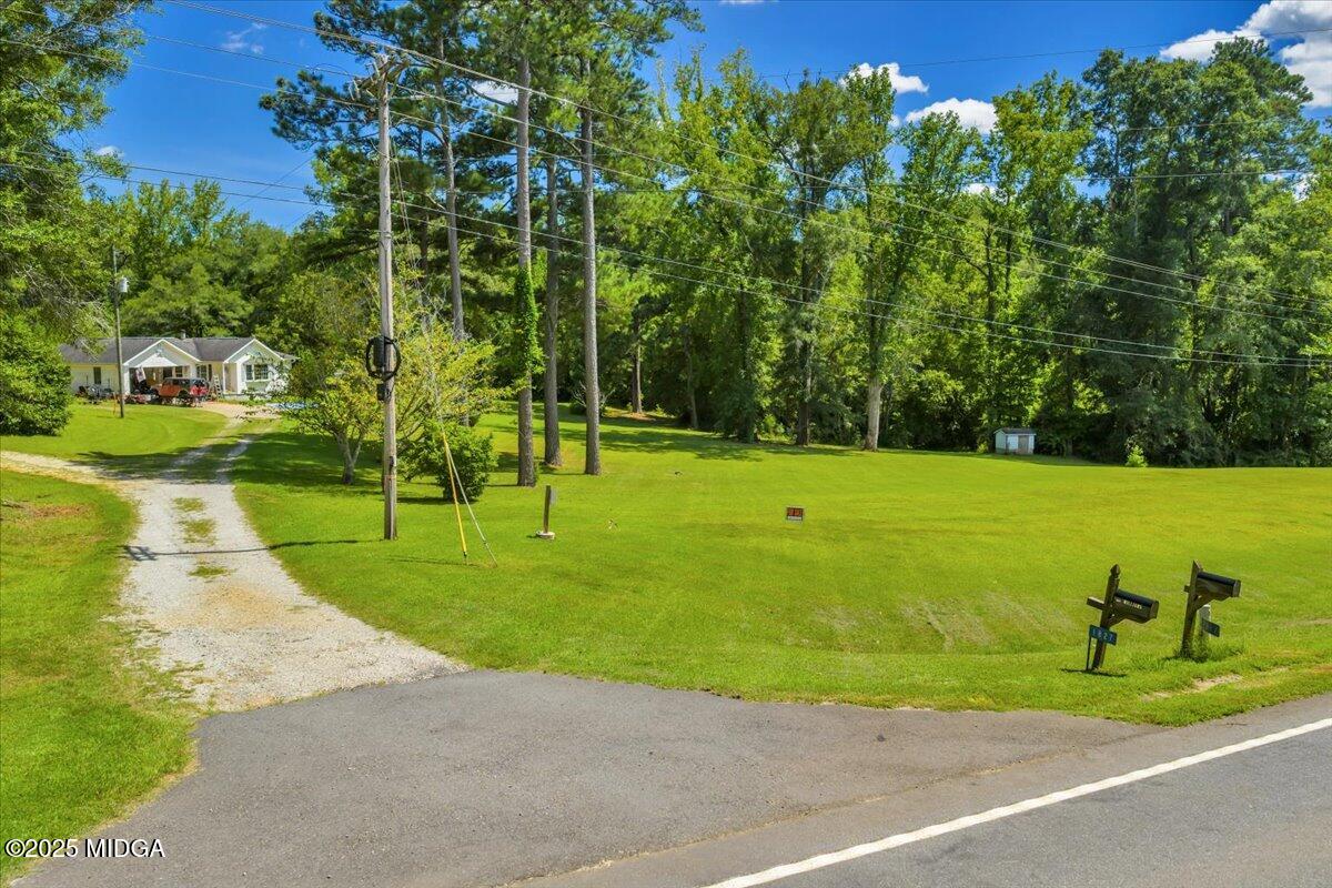 1817 Highway 83 N