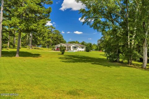 1817 Highway 83 N Forsyth GA 31029
