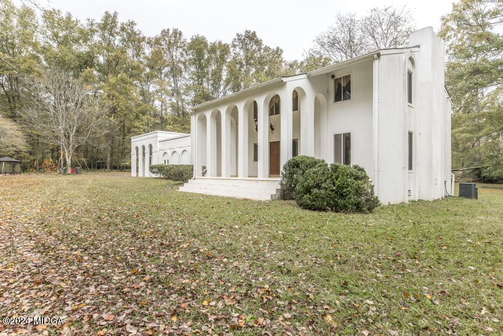 6909 Forsyth Road
