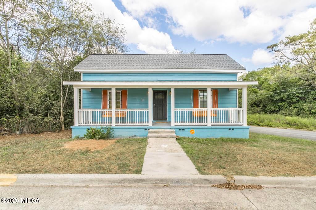 2131 Cedar Street