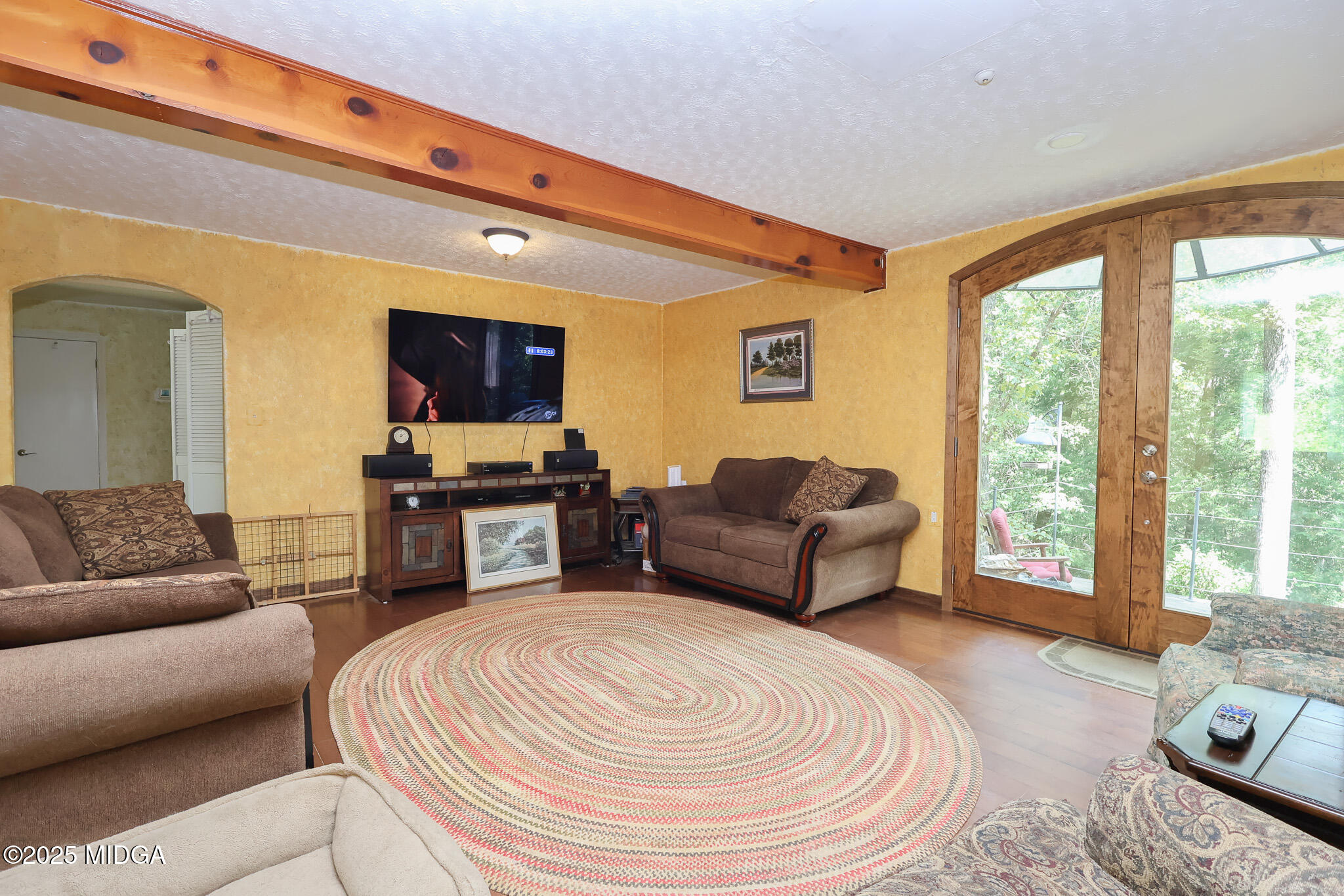 299 Chapman Road