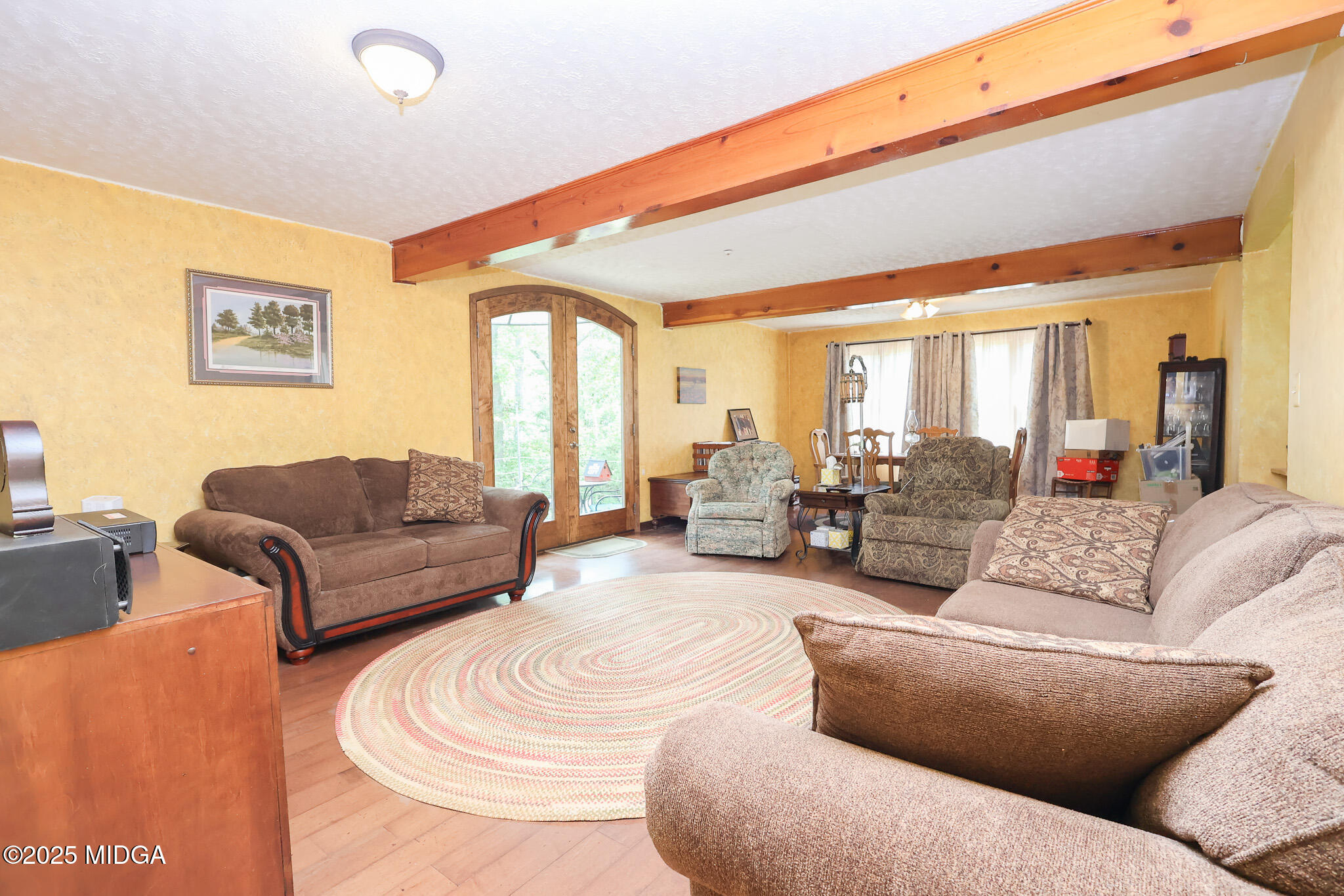 299 Chapman Road