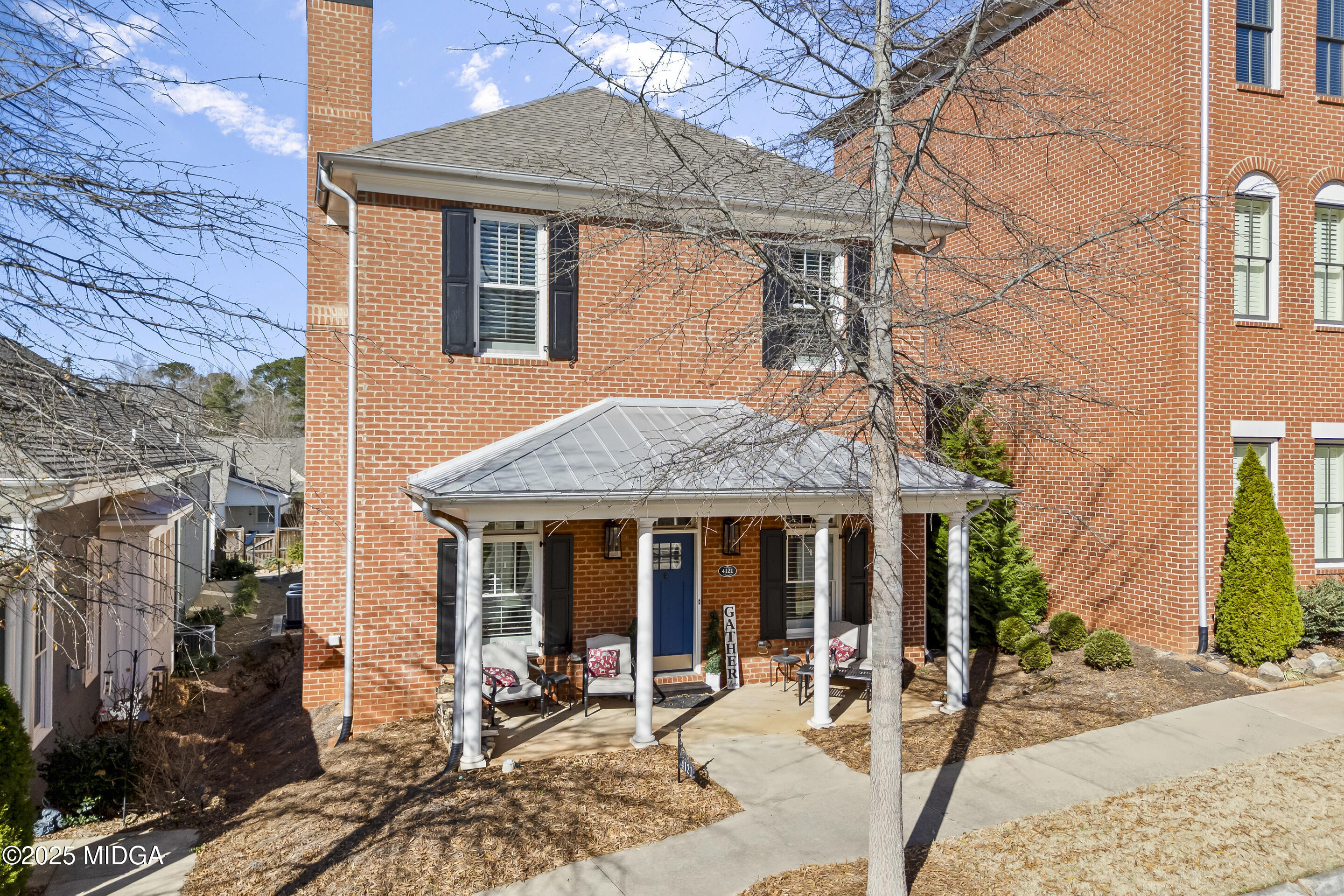 4121 N Swann Street