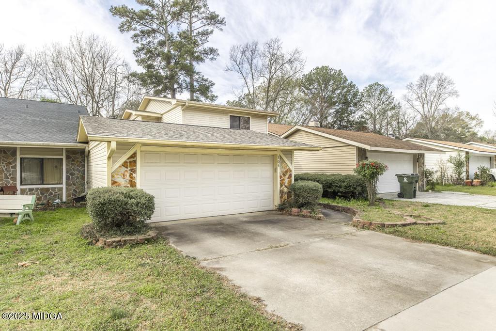 104 Pleasant Hill Court