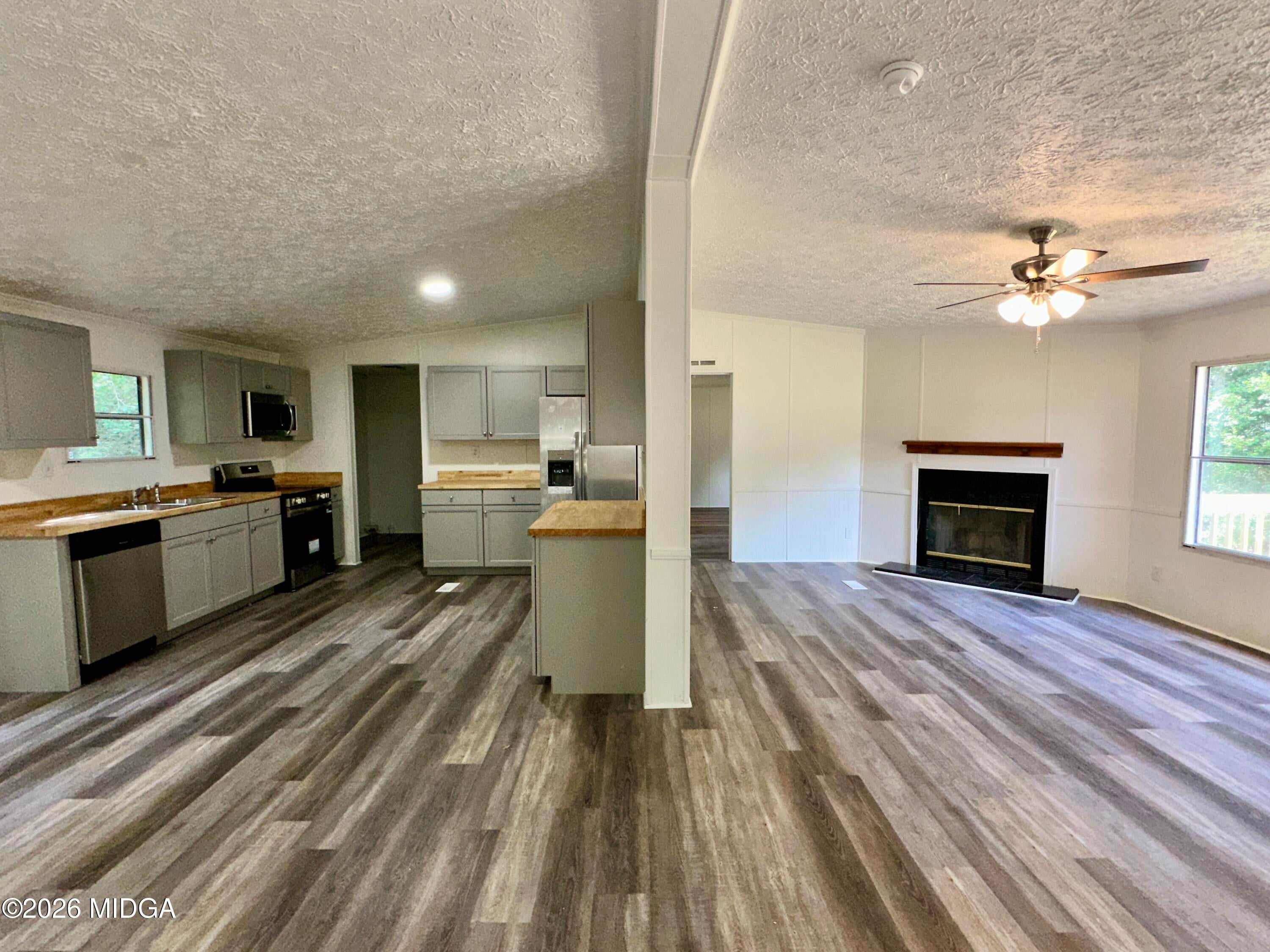 181 Alview Drive