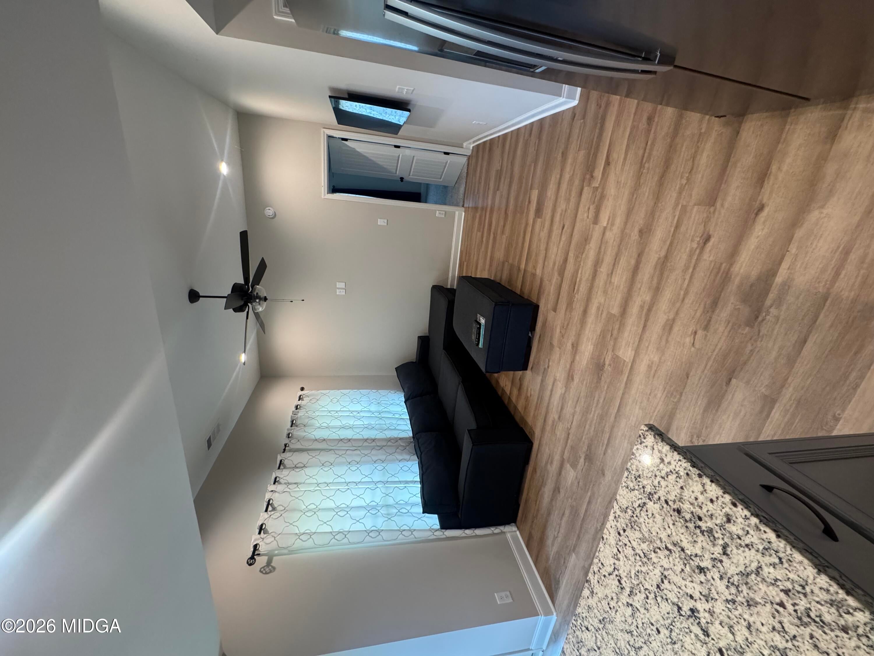 168 Red Tail Circle