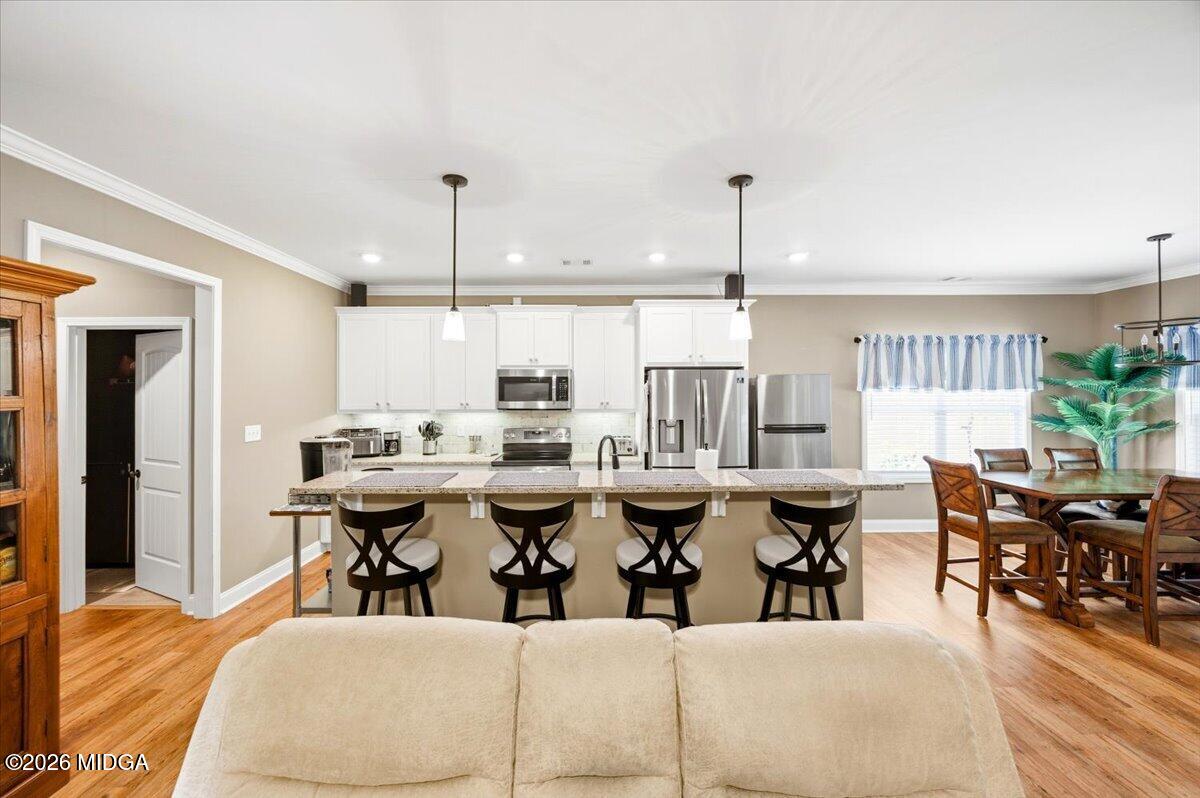 323 Willow Cove