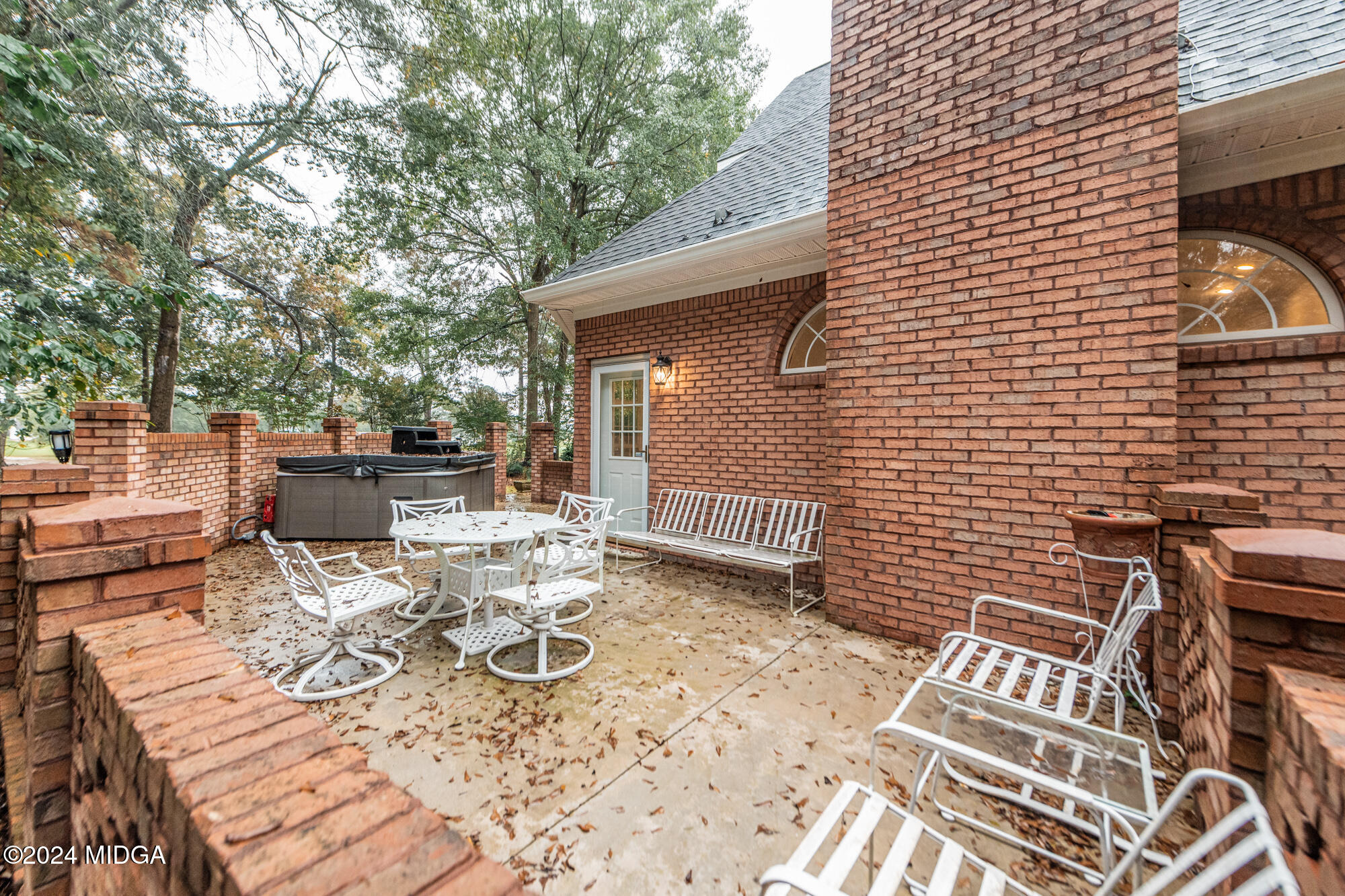 100 Deerwood Drive