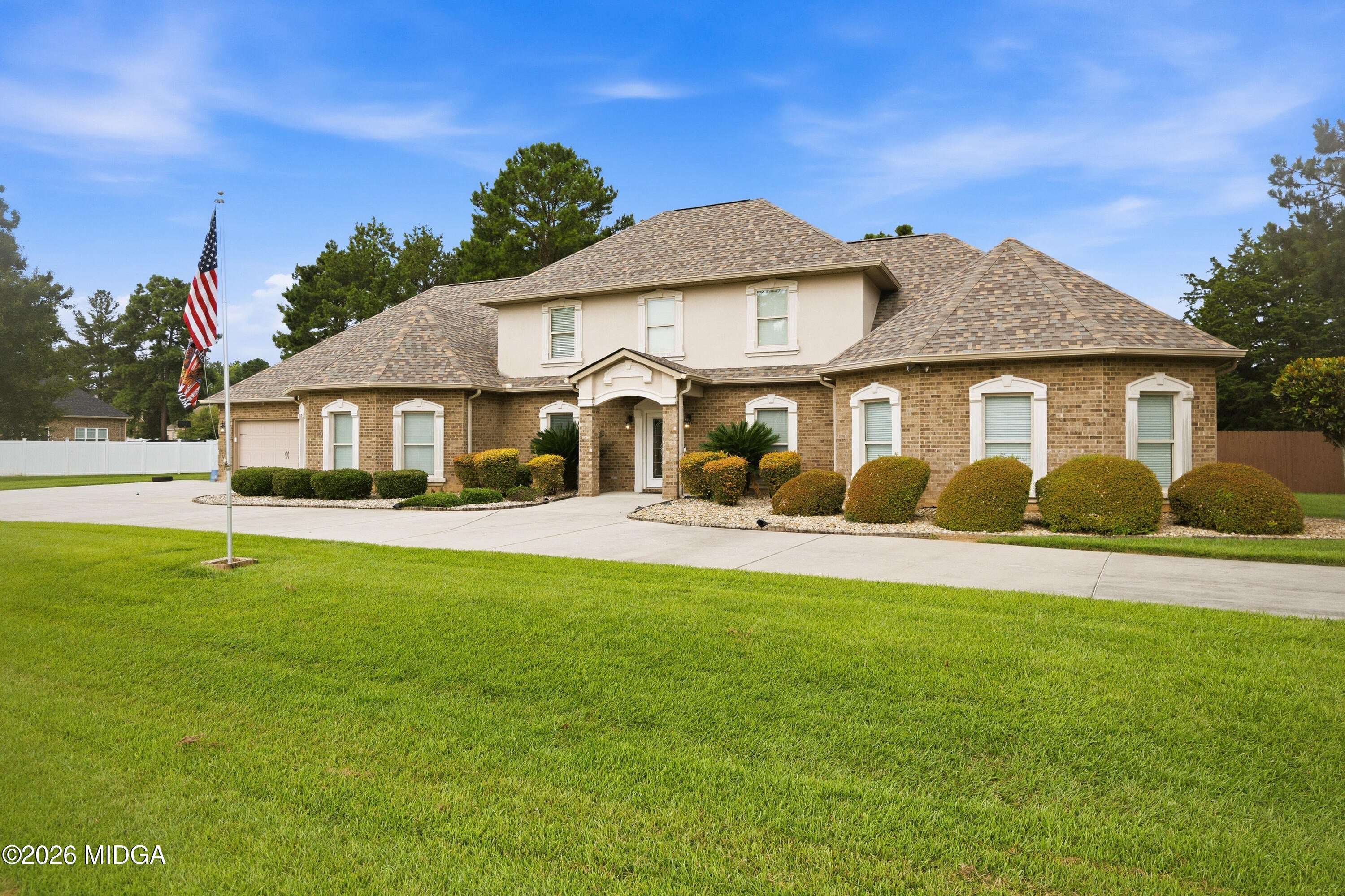 125 J Drive S