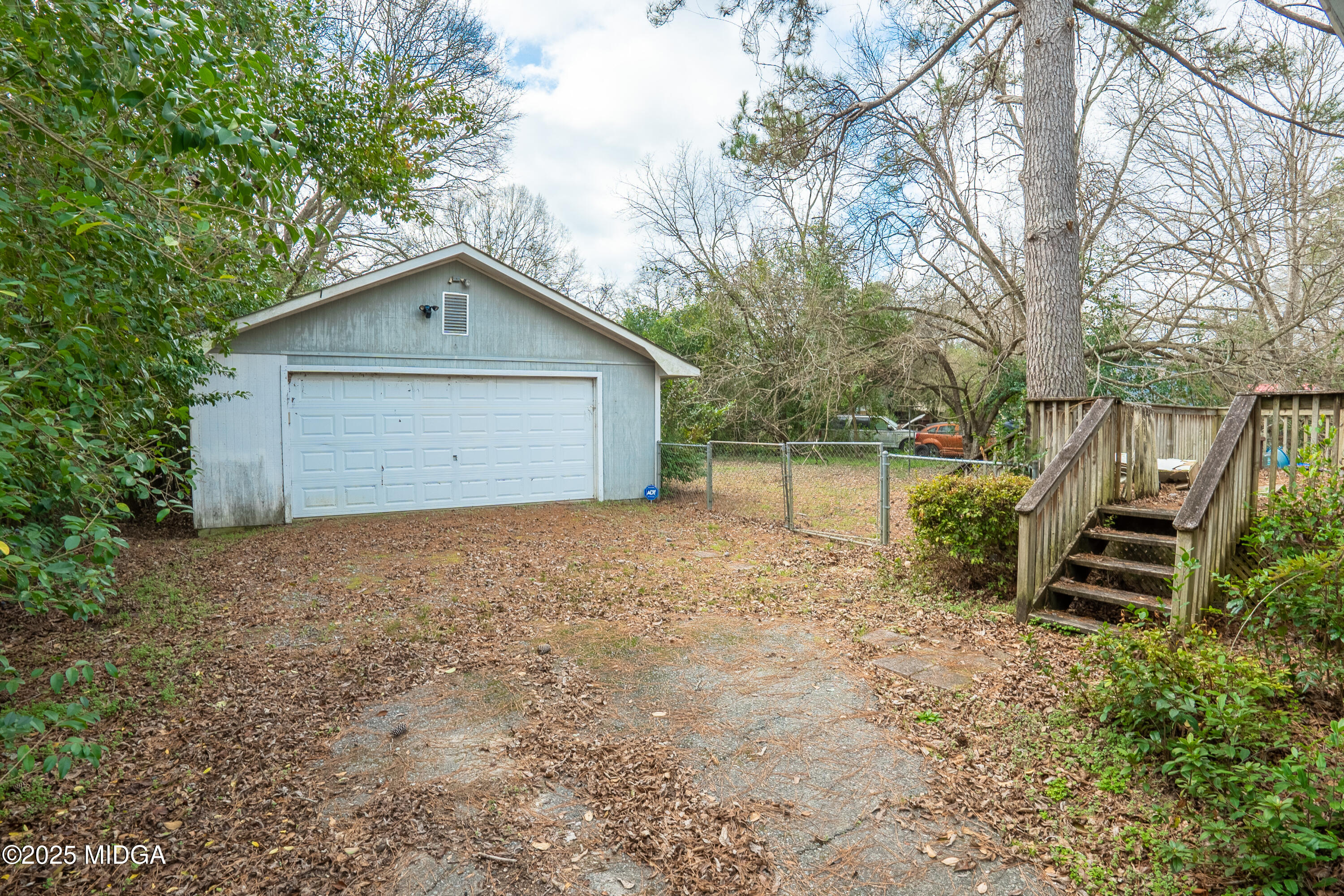 2764 Alden Street