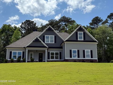 92 Commanche Circle Williamson GA 30292