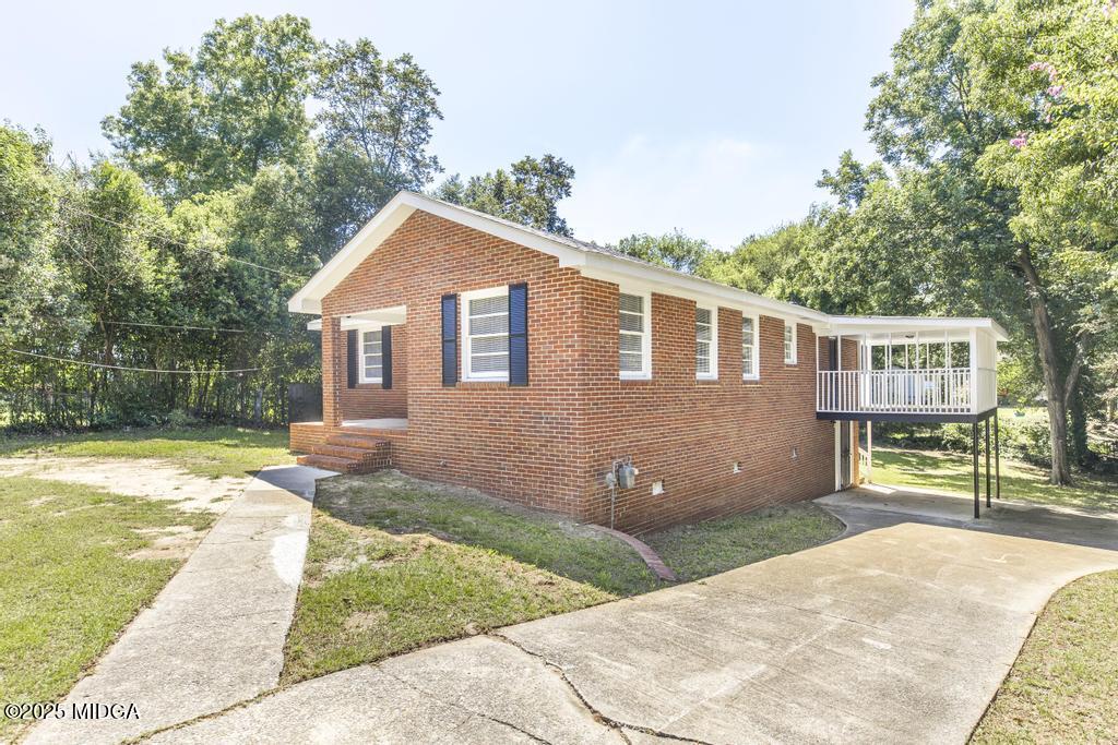 1308 Dewey Street
