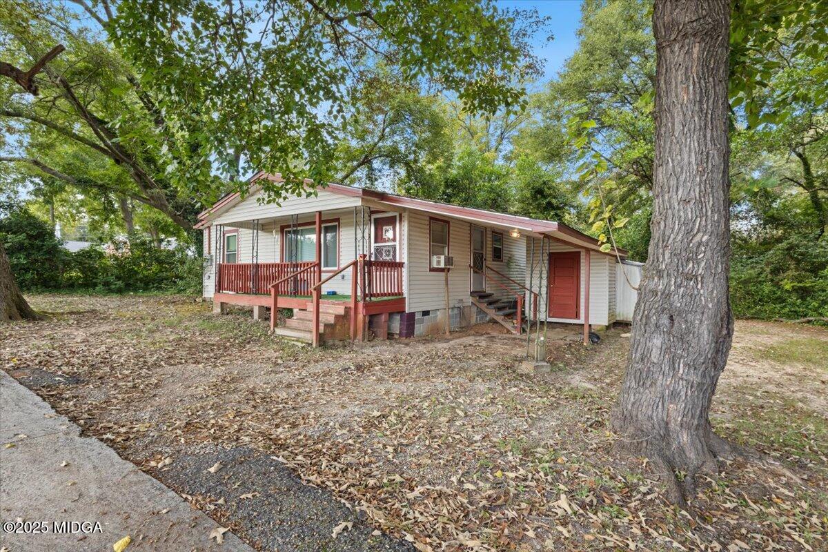 1168 James Street