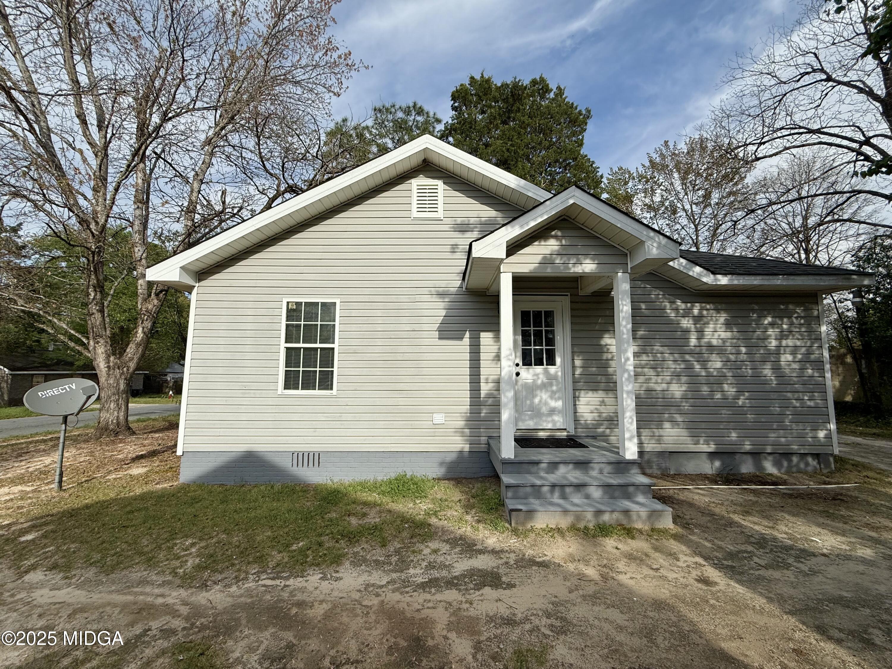 825 McArthur Boulevard