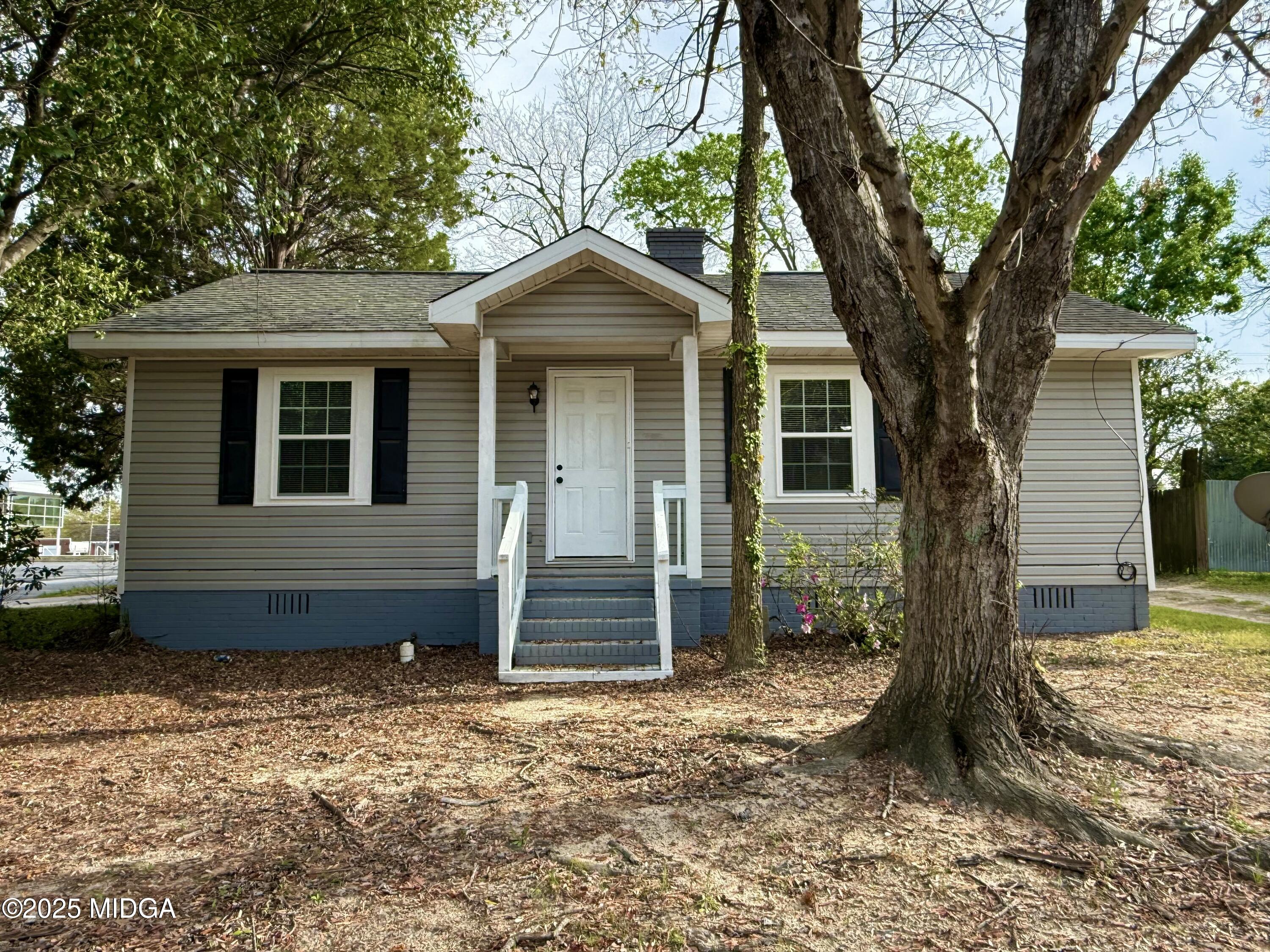 825 McArthur Boulevard