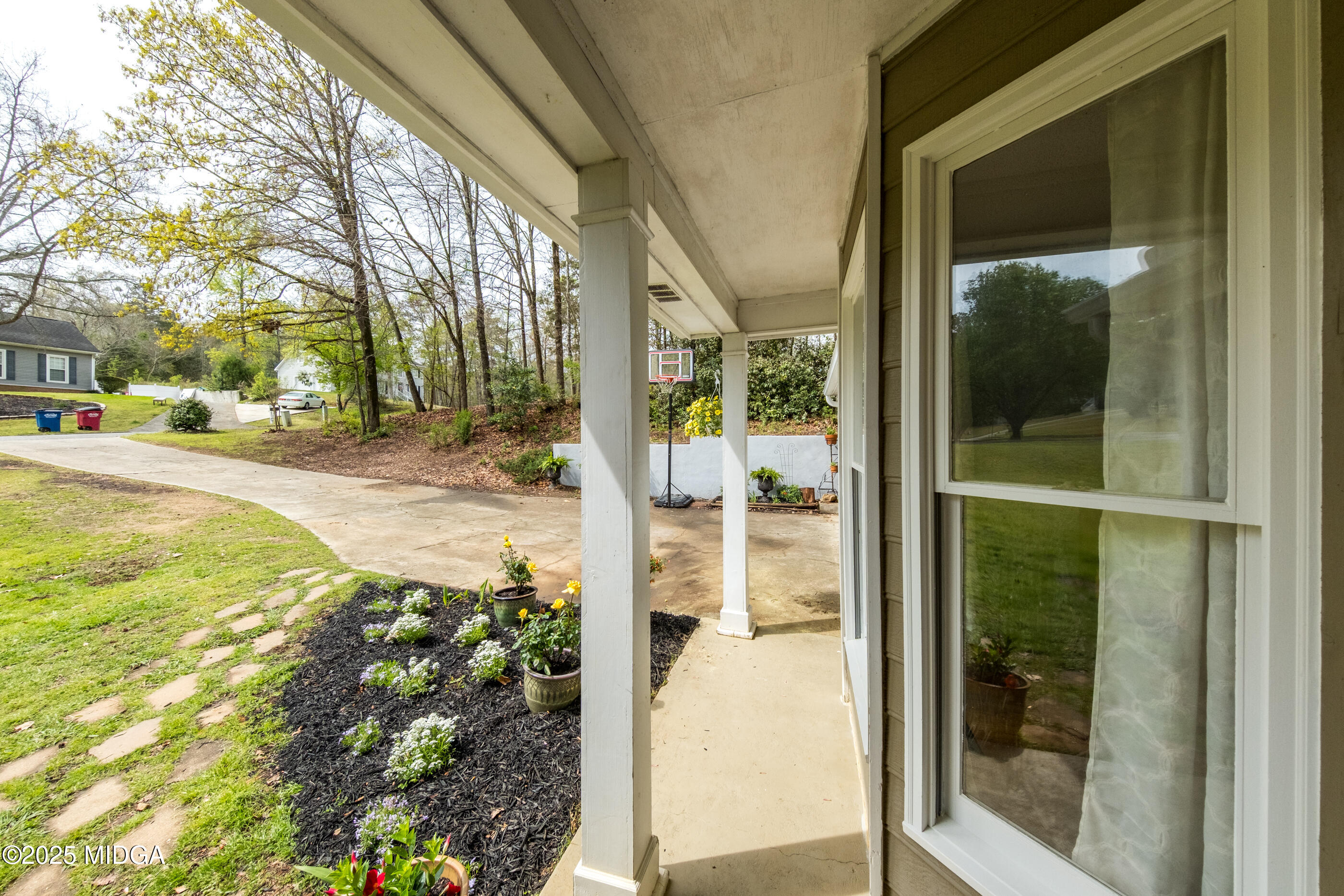 113 Rivoli Oaks Circle