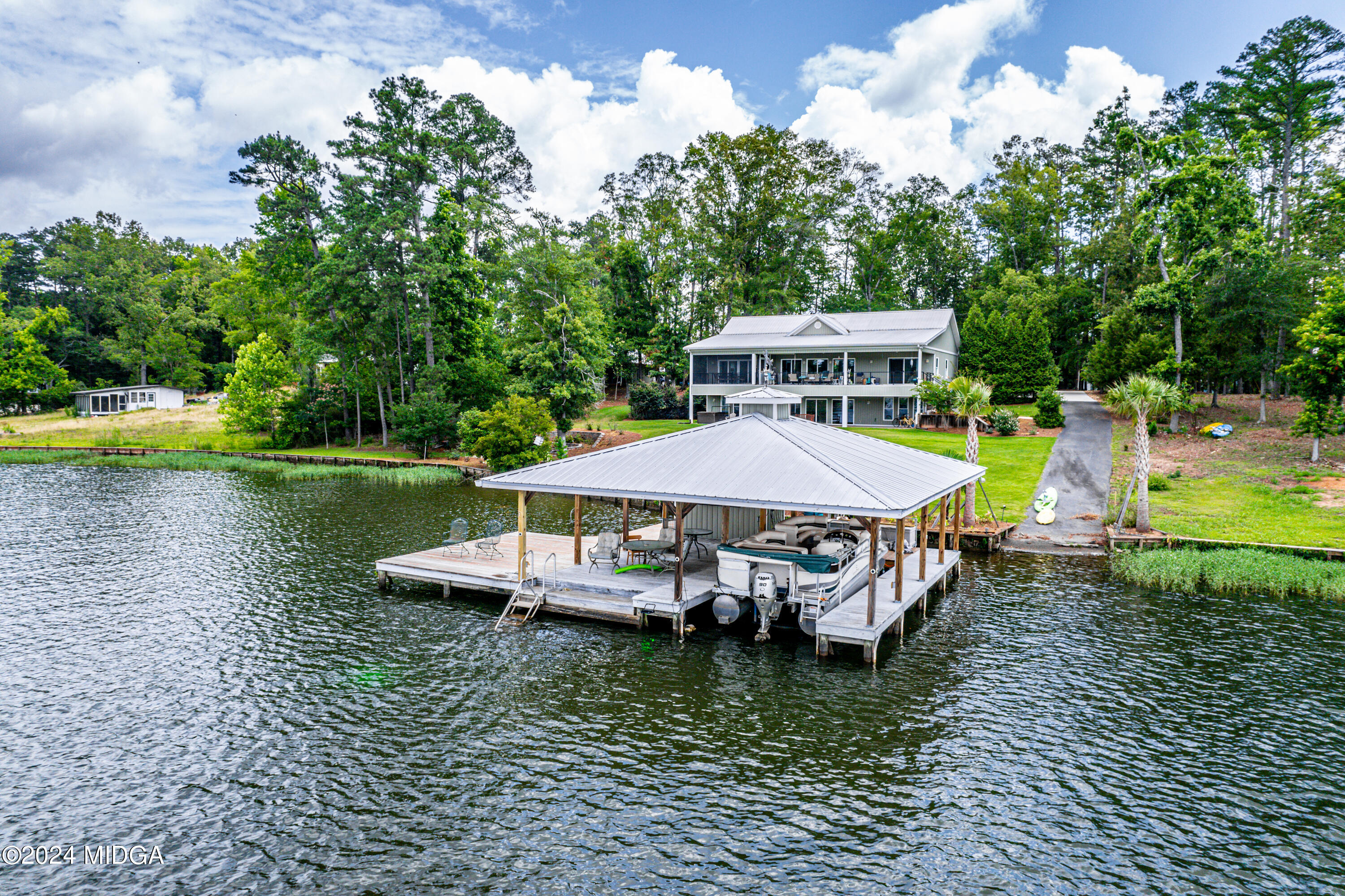 114 Sinclair Lane