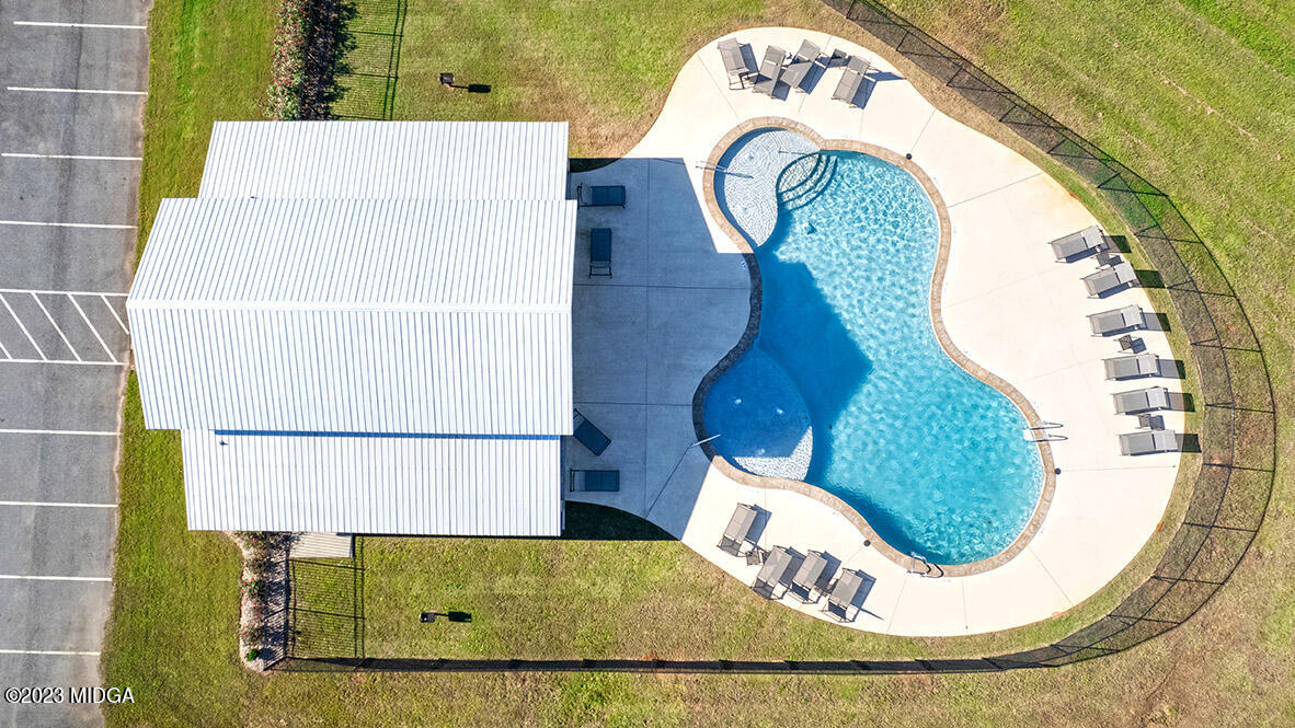 116 Farmers Way 233