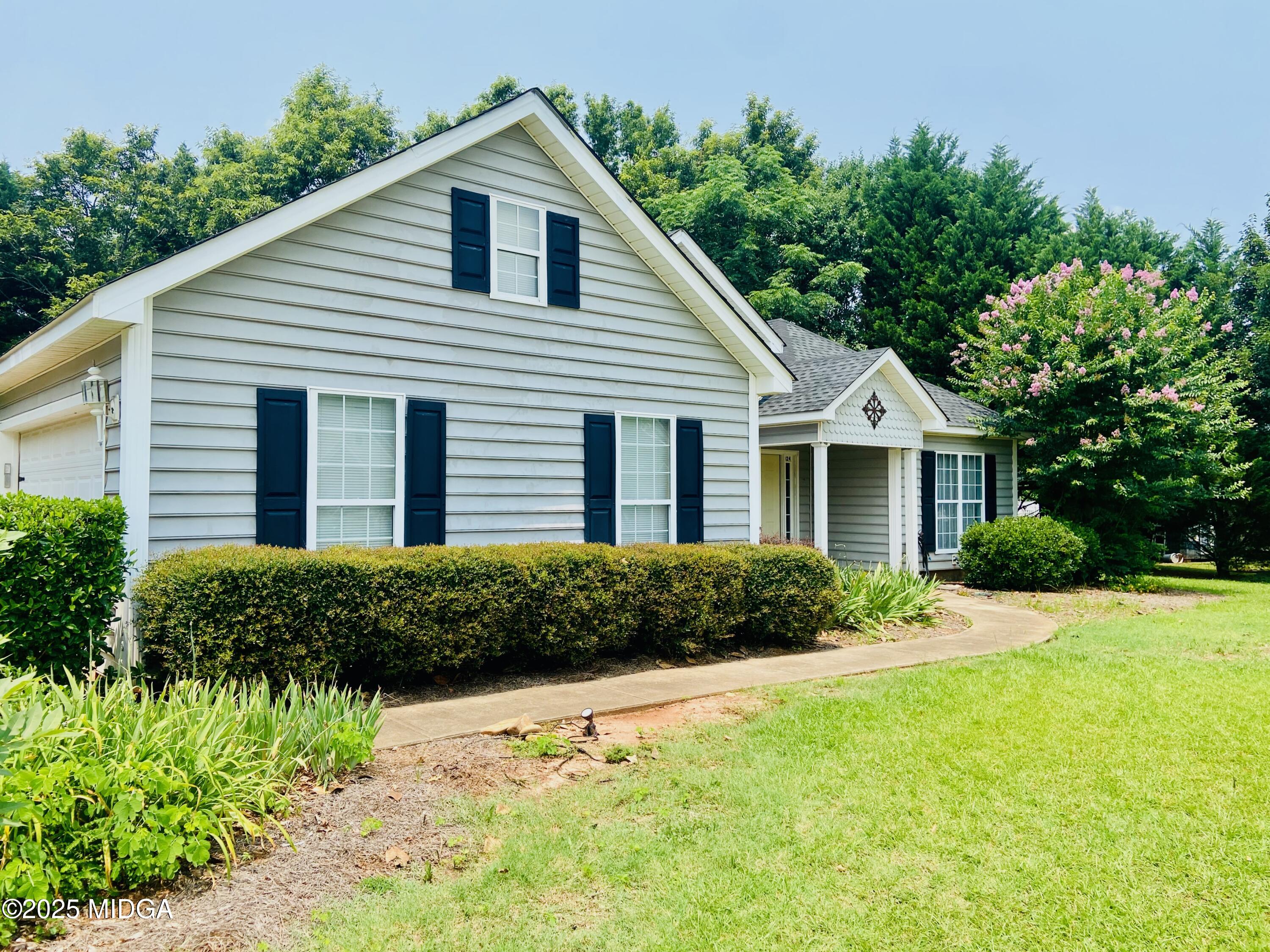 124 Lake Lillian Drive
