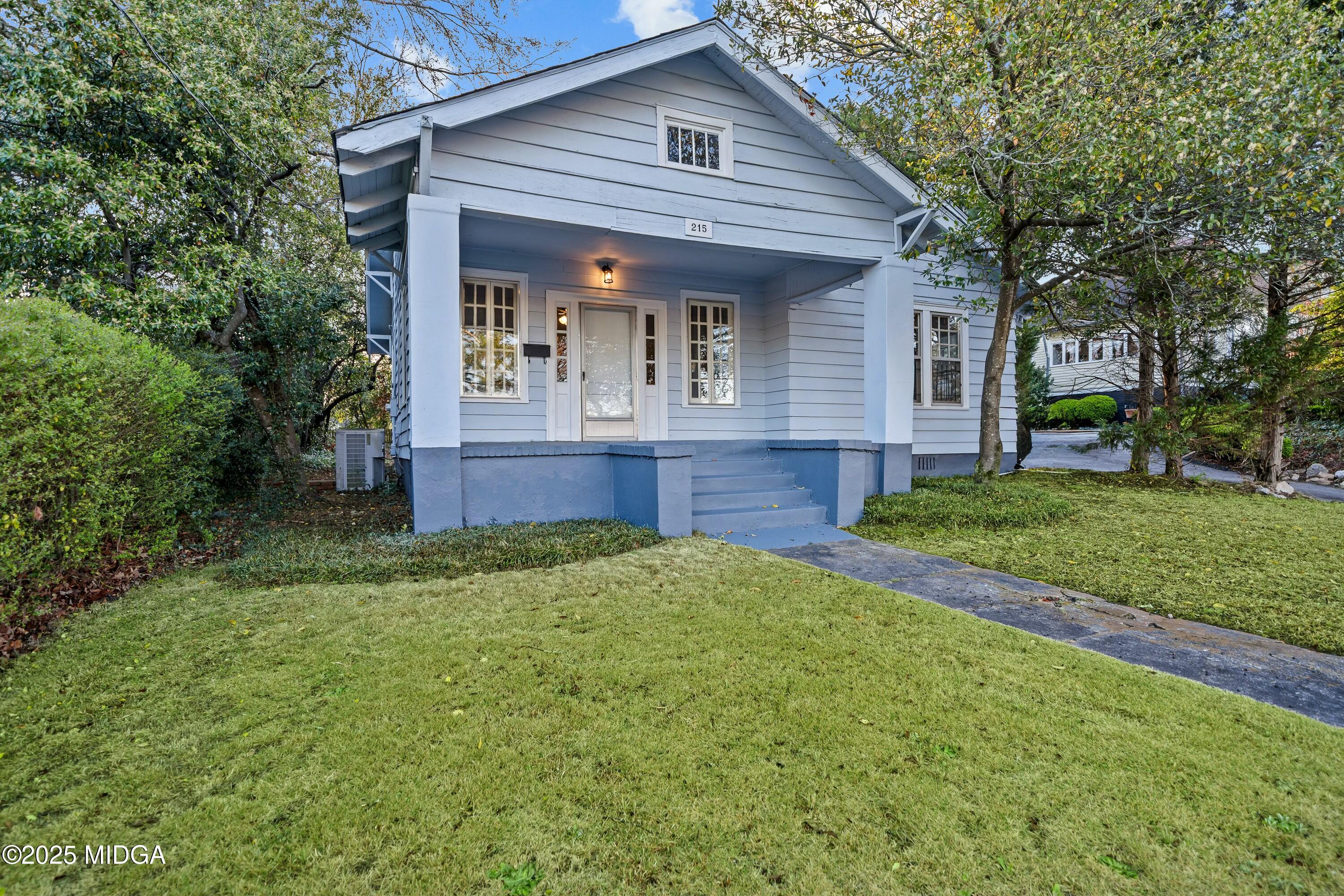 215 Pierce Avenue