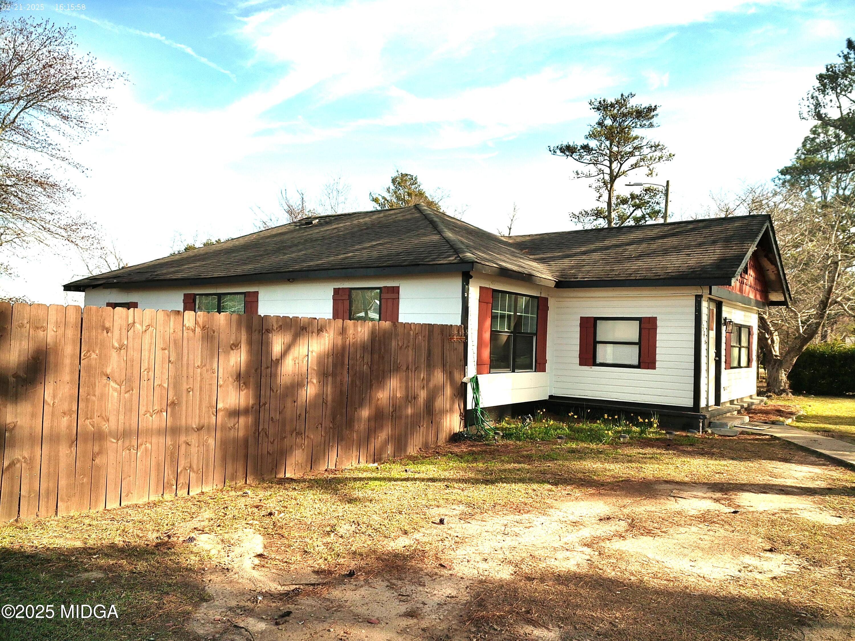 6386 Hawkinsville Road
