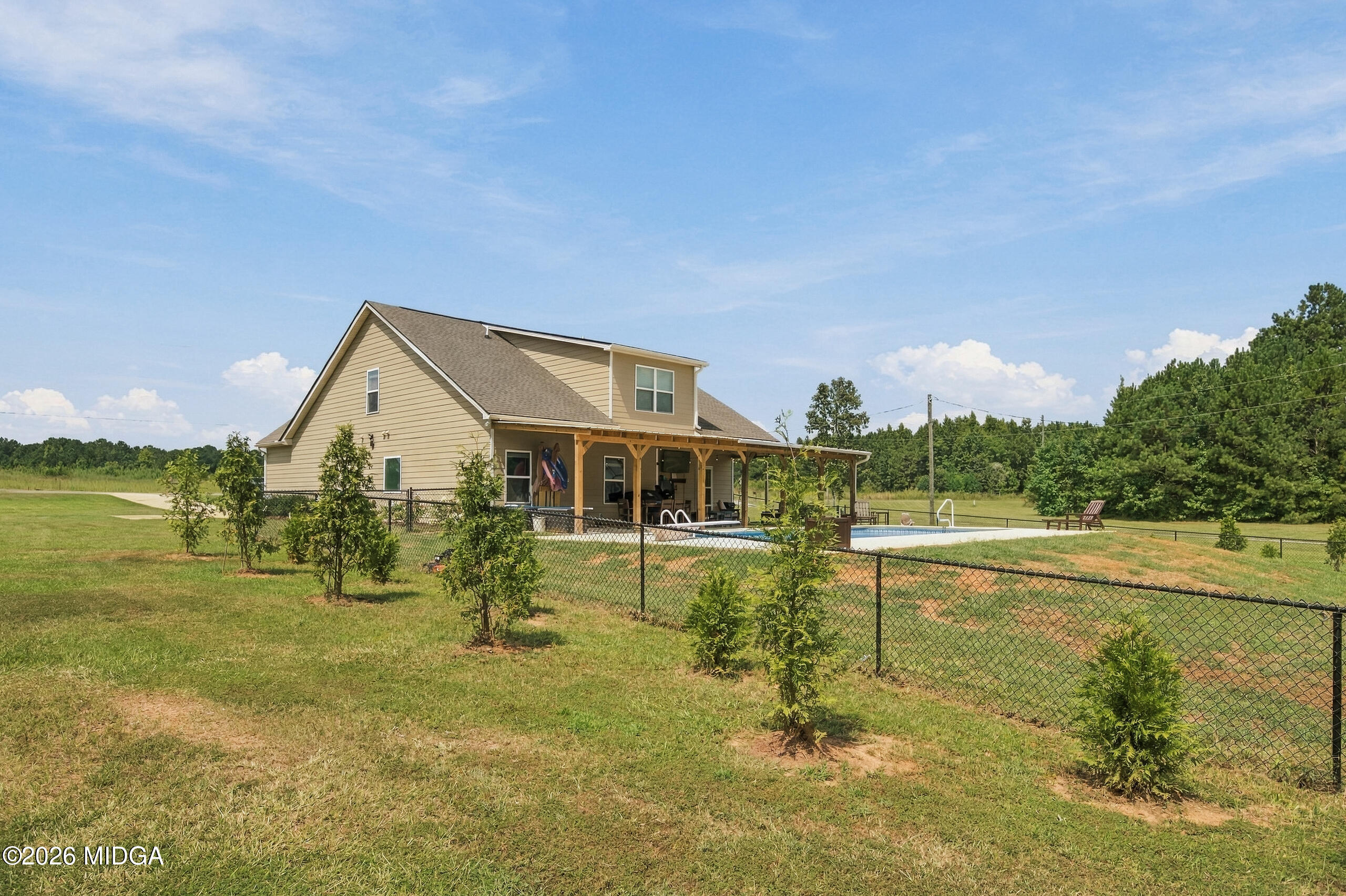 279 Davis Road