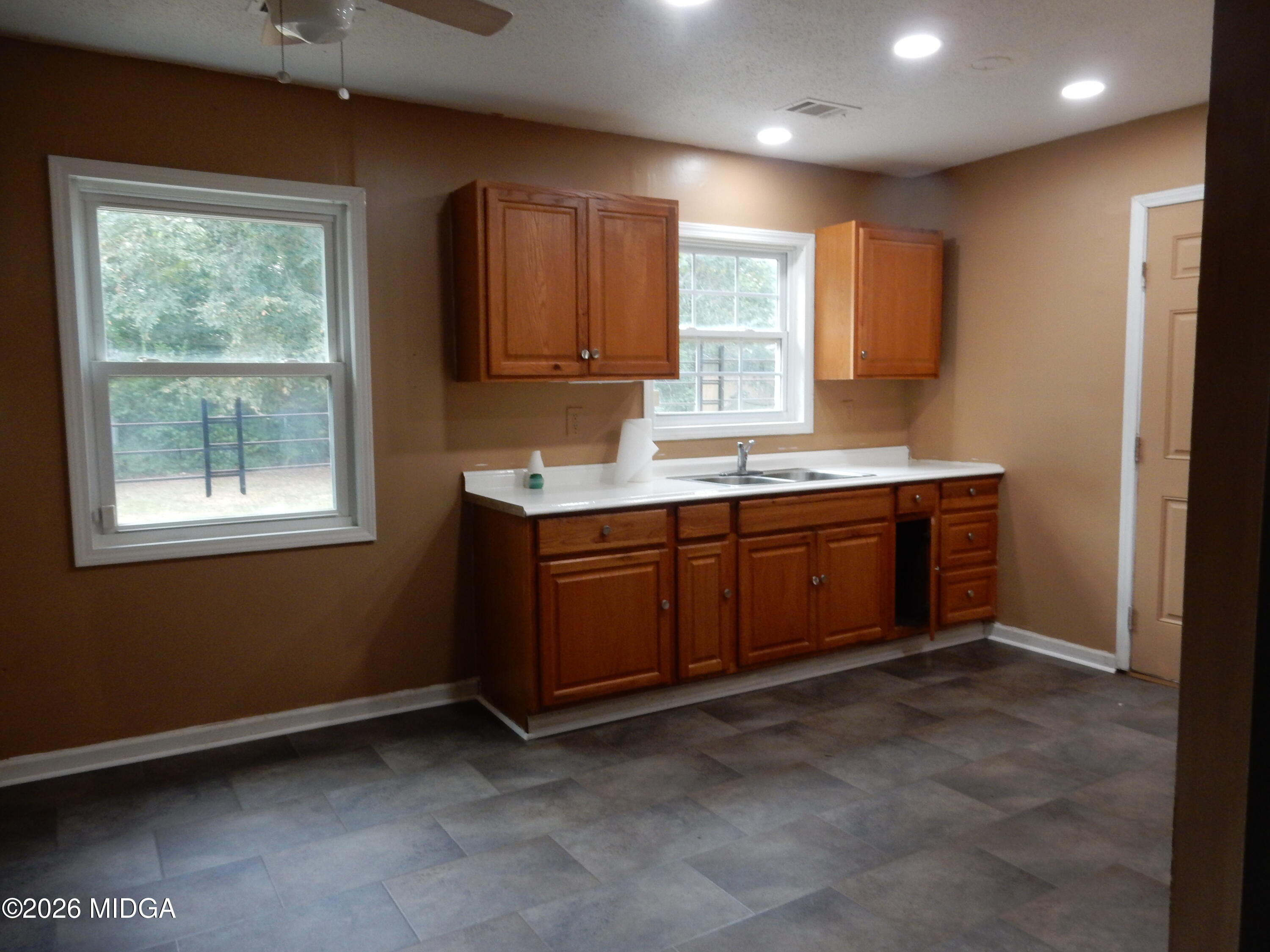 1624 Randall Road