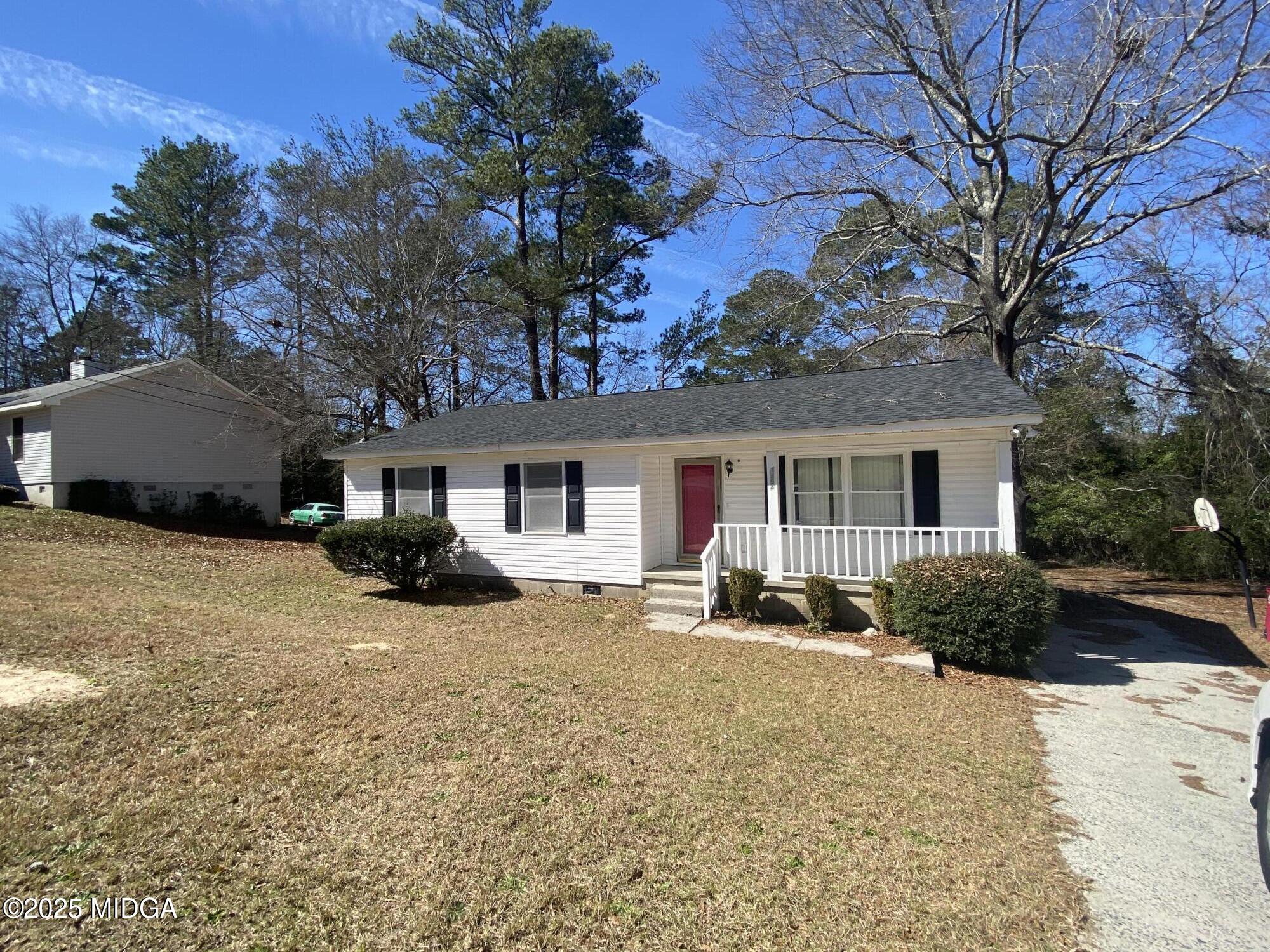 1854 Crestview Drive