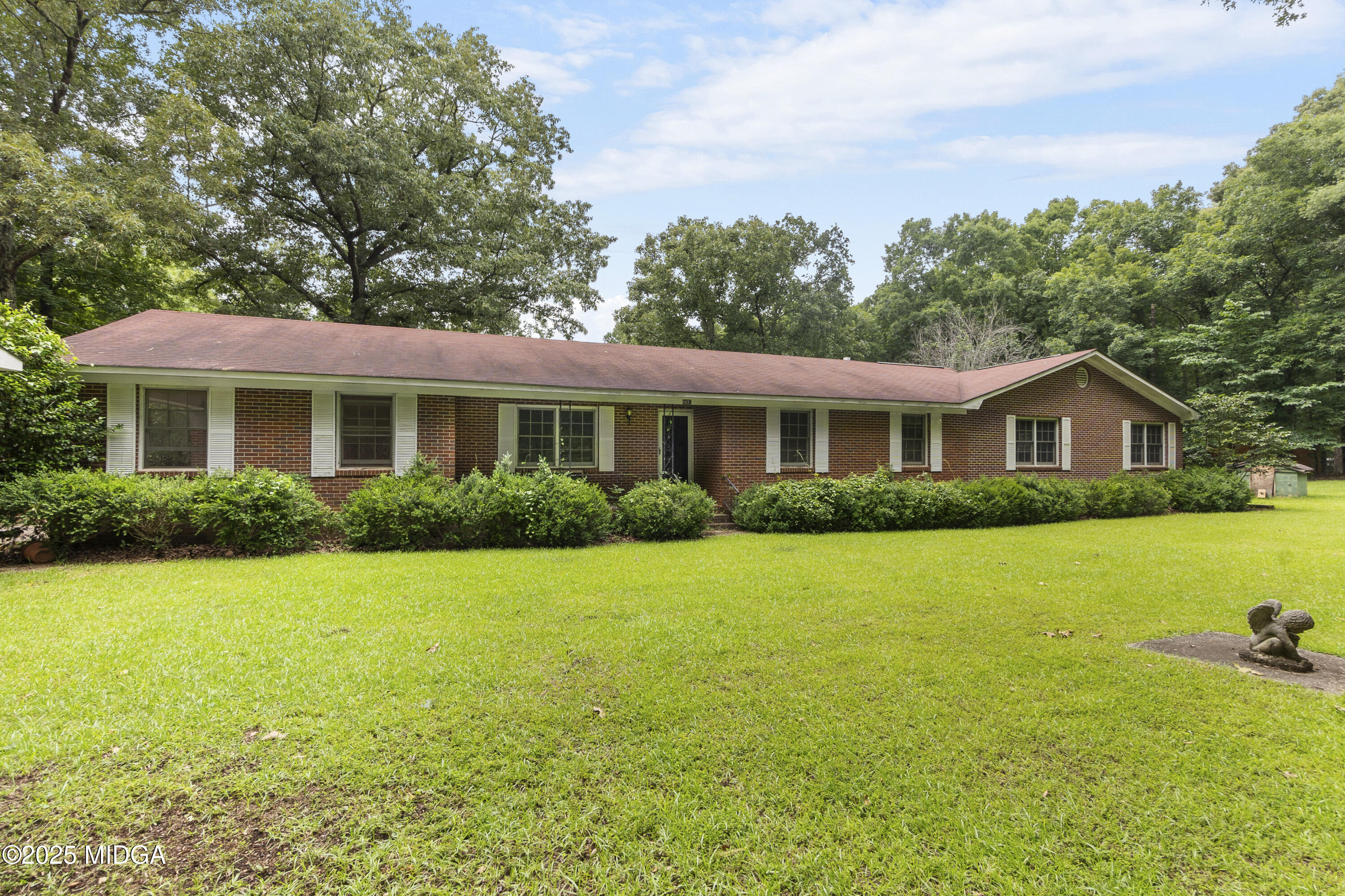 8692 Estes Road