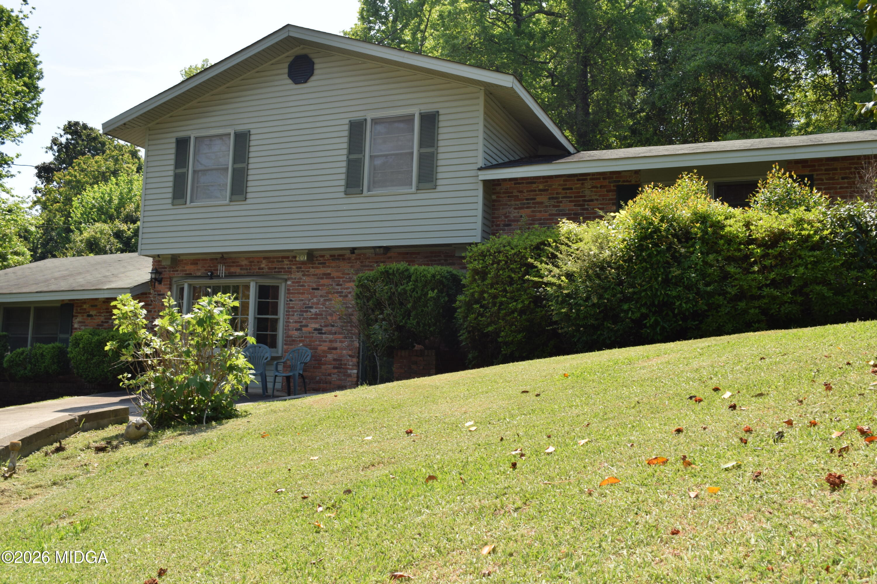 201 Clairmont Drive