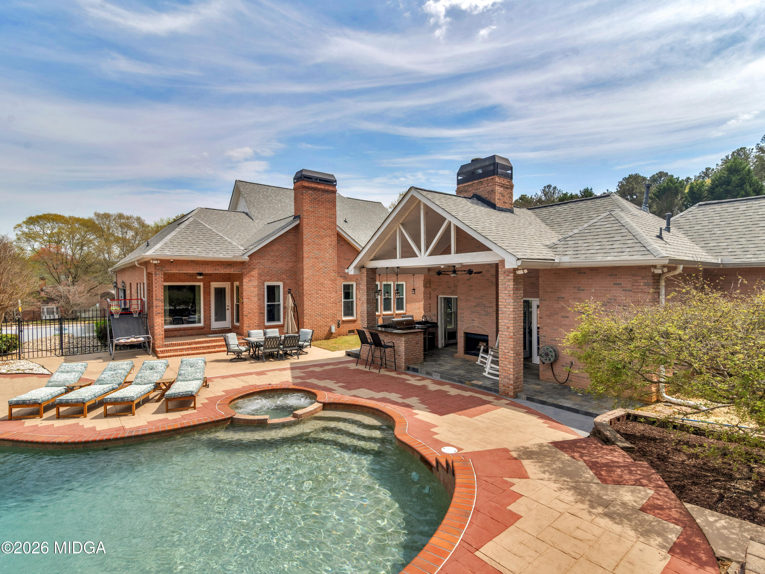 85 Highland Park Drive