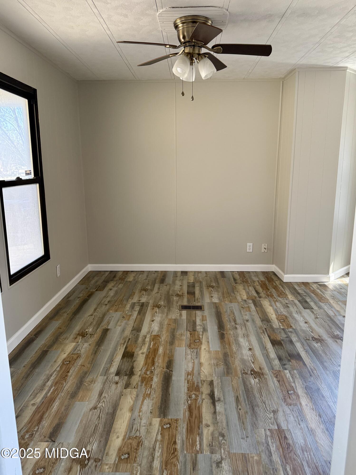 546 Peach Road