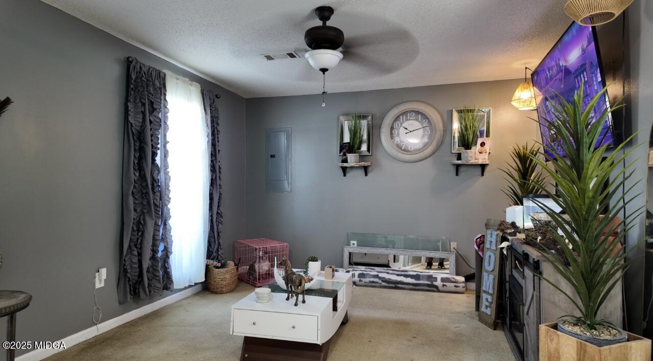 110 W Oak Manor Court