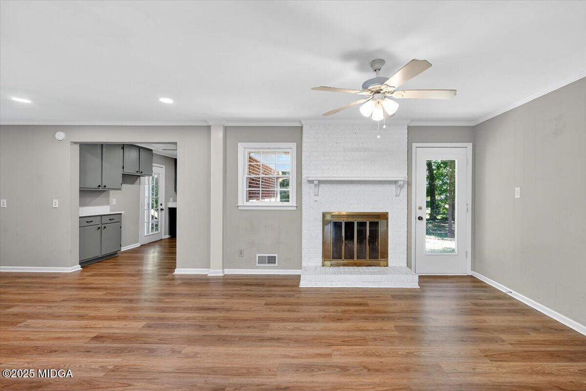 69 Oakridge Drive