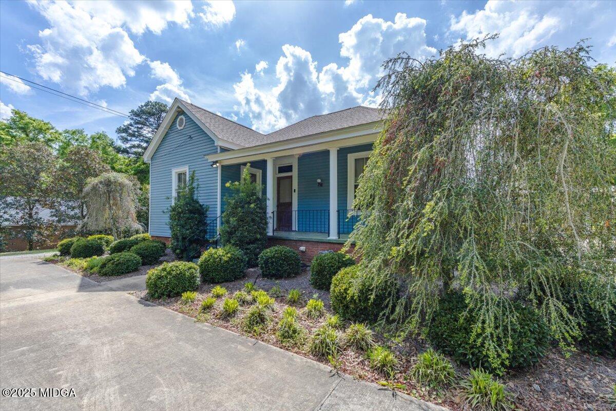 420 Forest Hill Road
