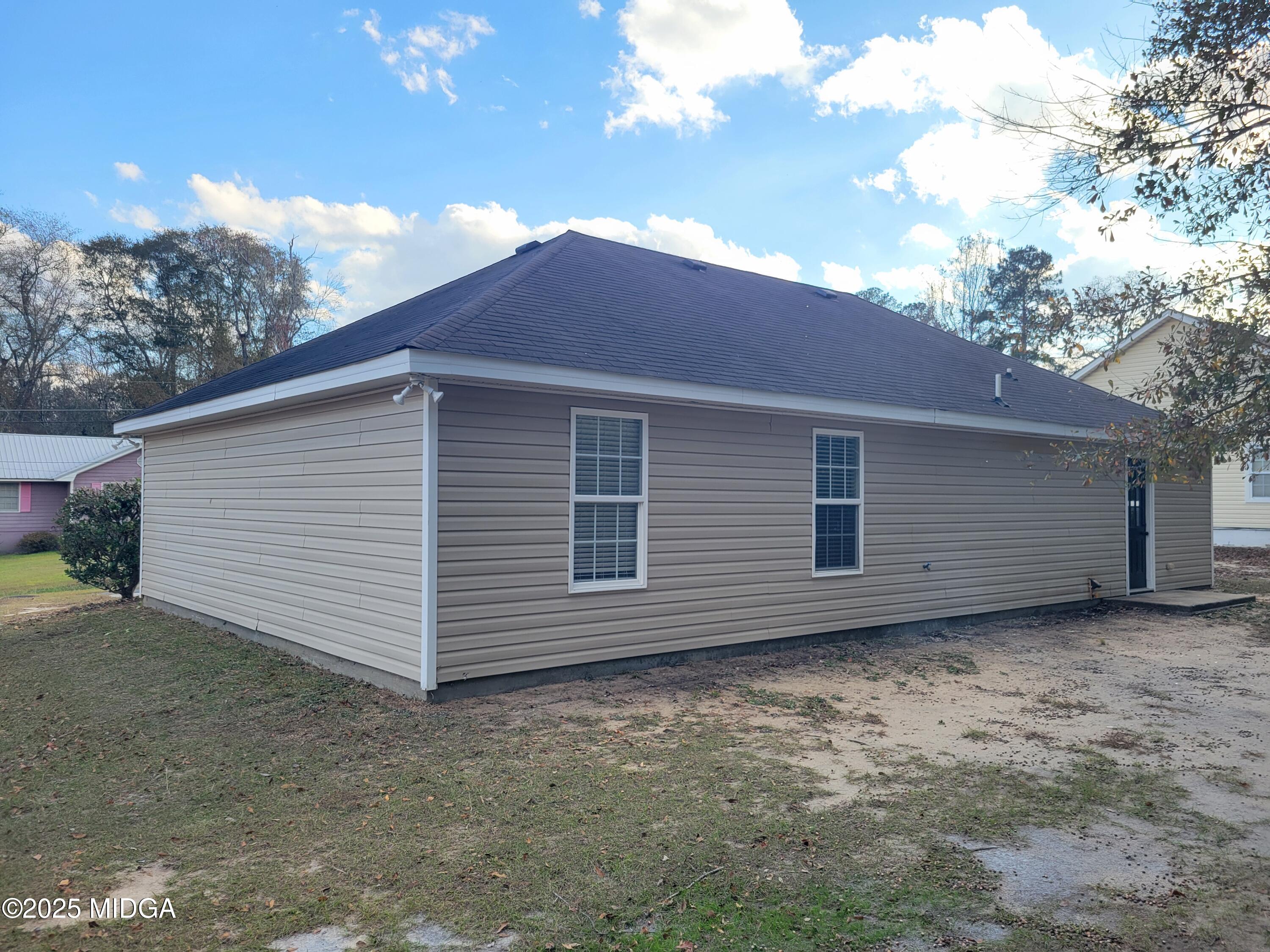 3576 Confederate Drive