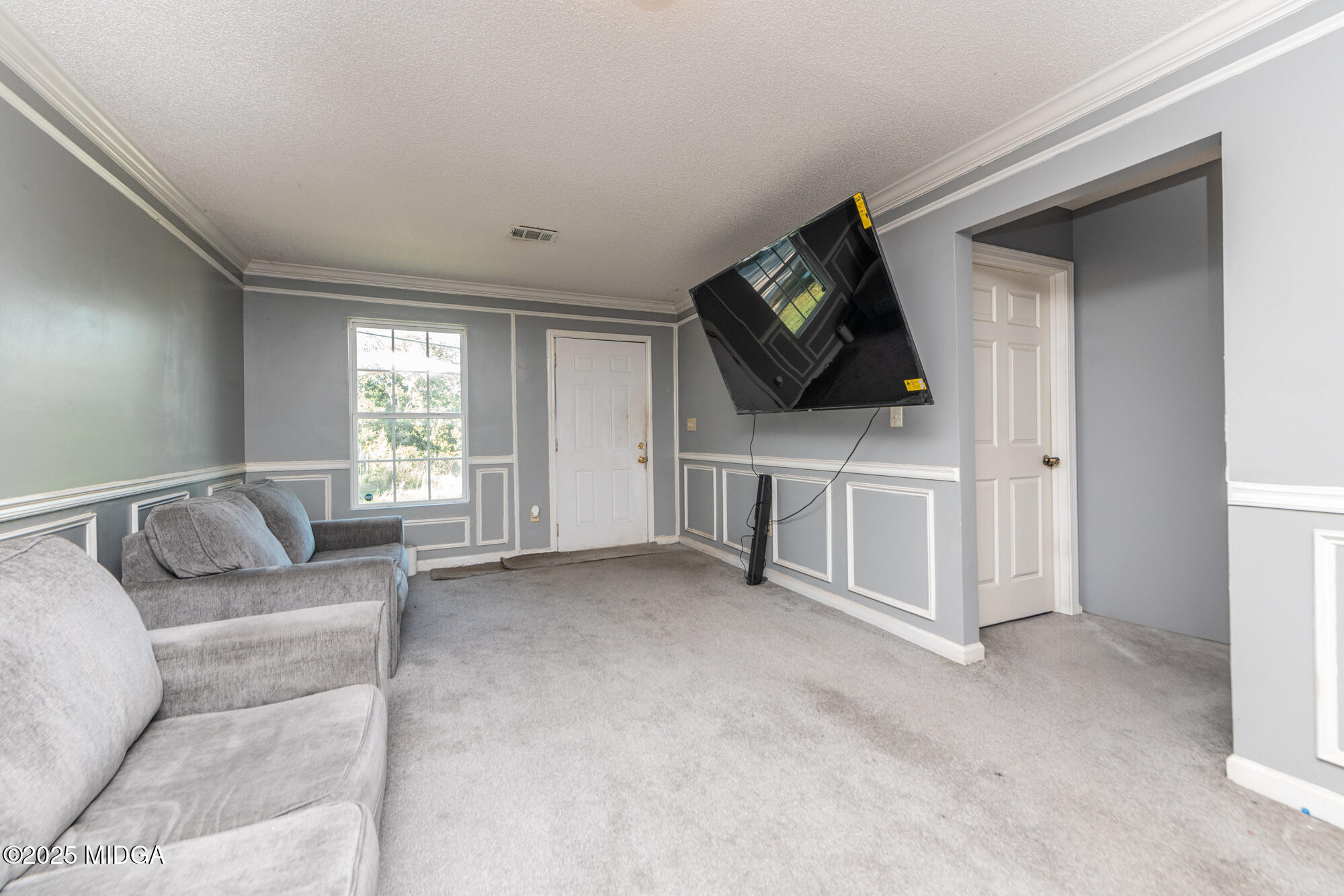 460 Elm Street