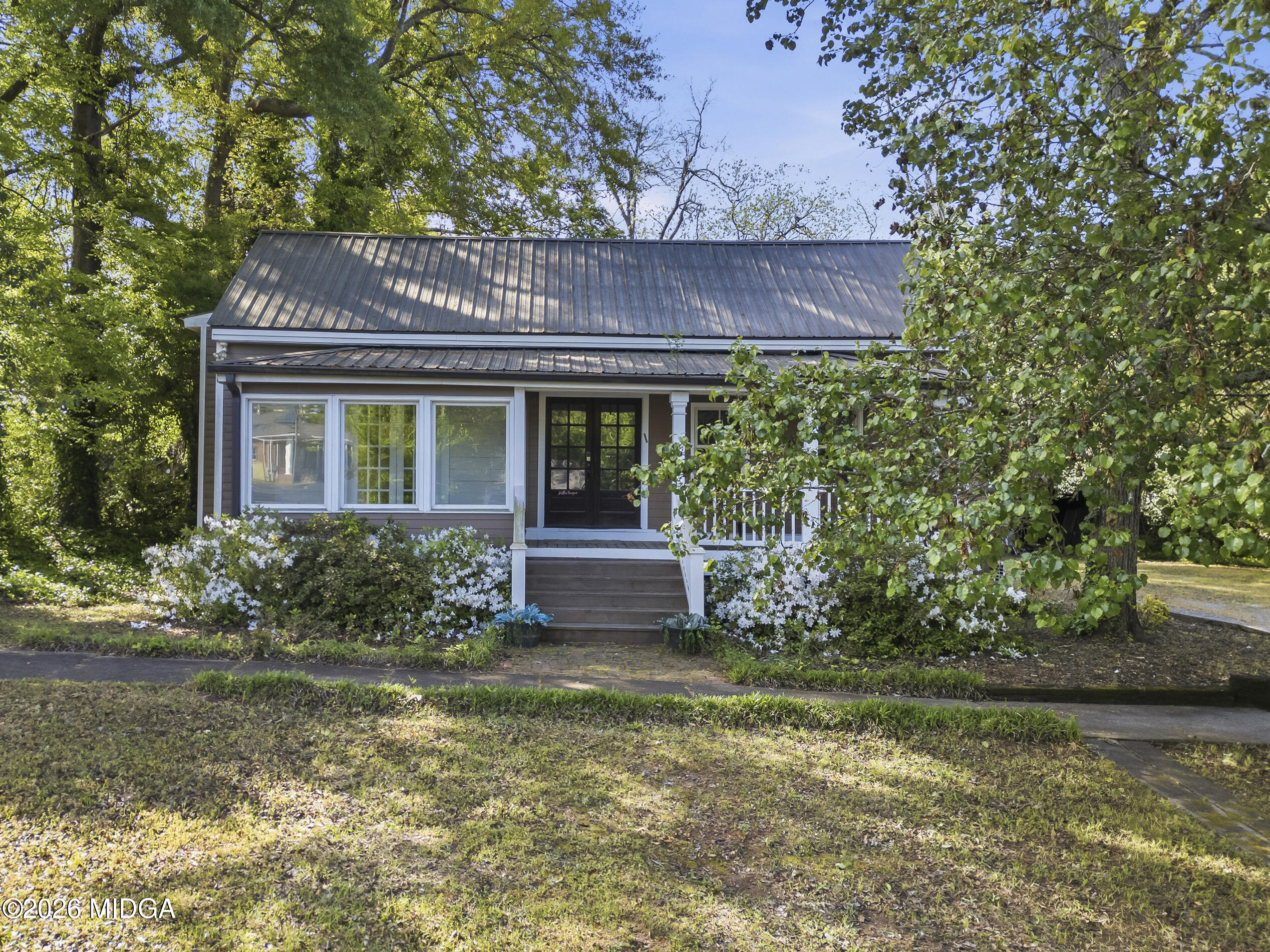 121 E Baldwin Street