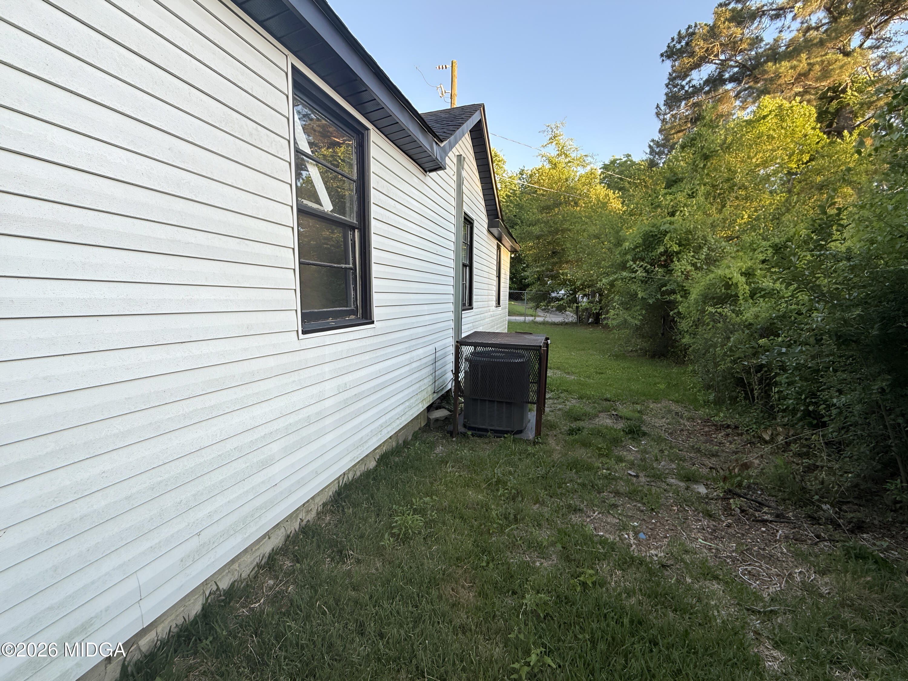 3105 Saint Claire Street