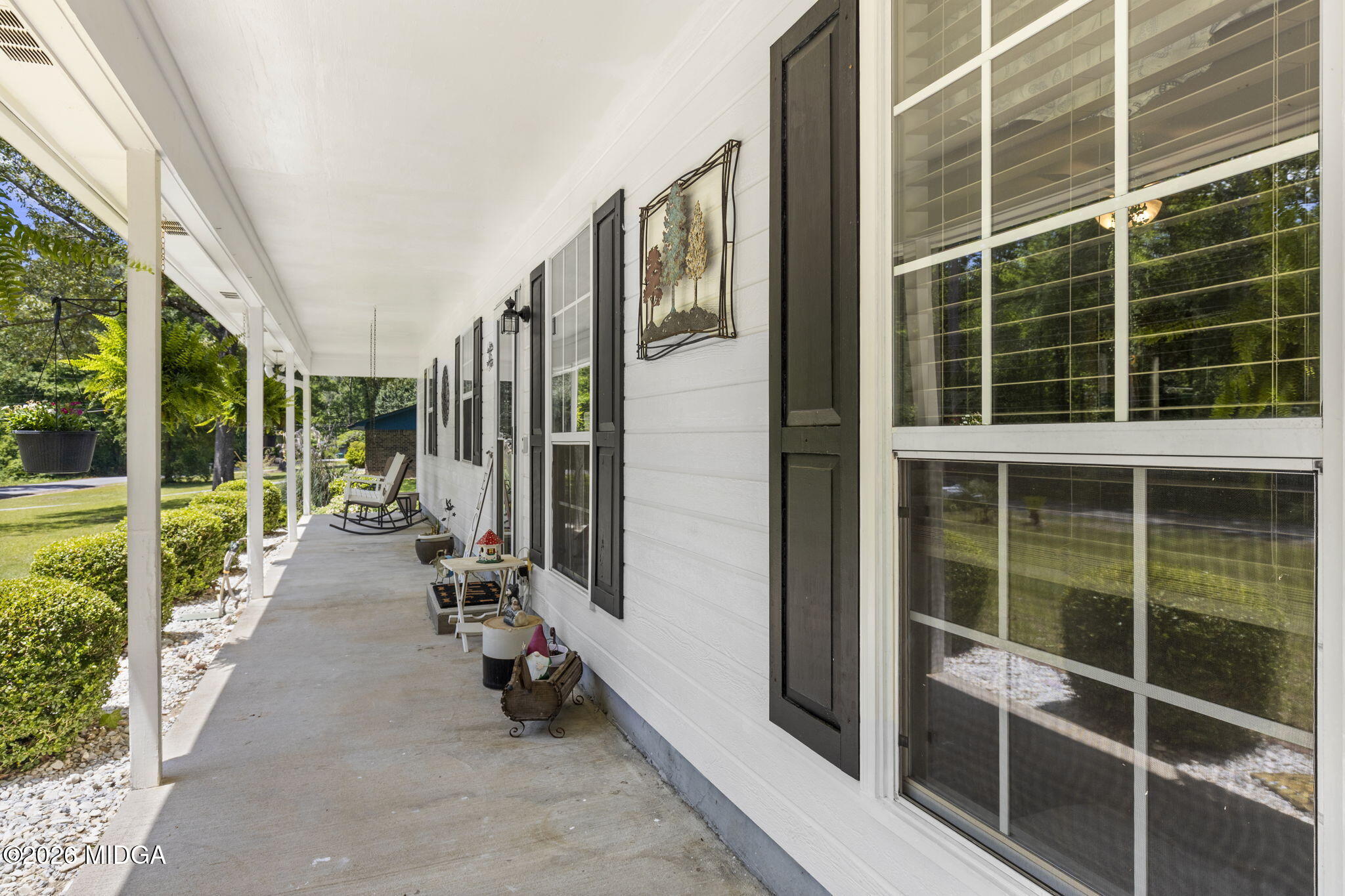 305 N Lake Drive