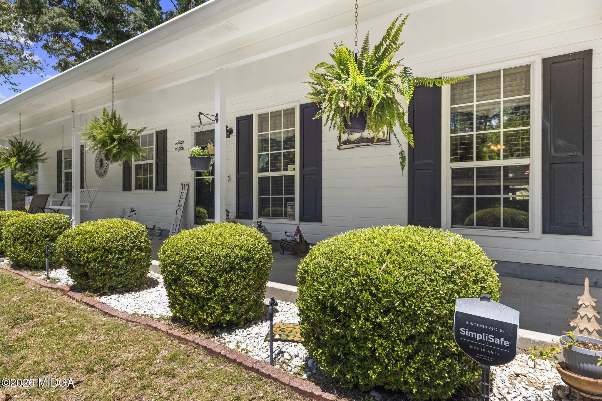 305 N Lake Drive