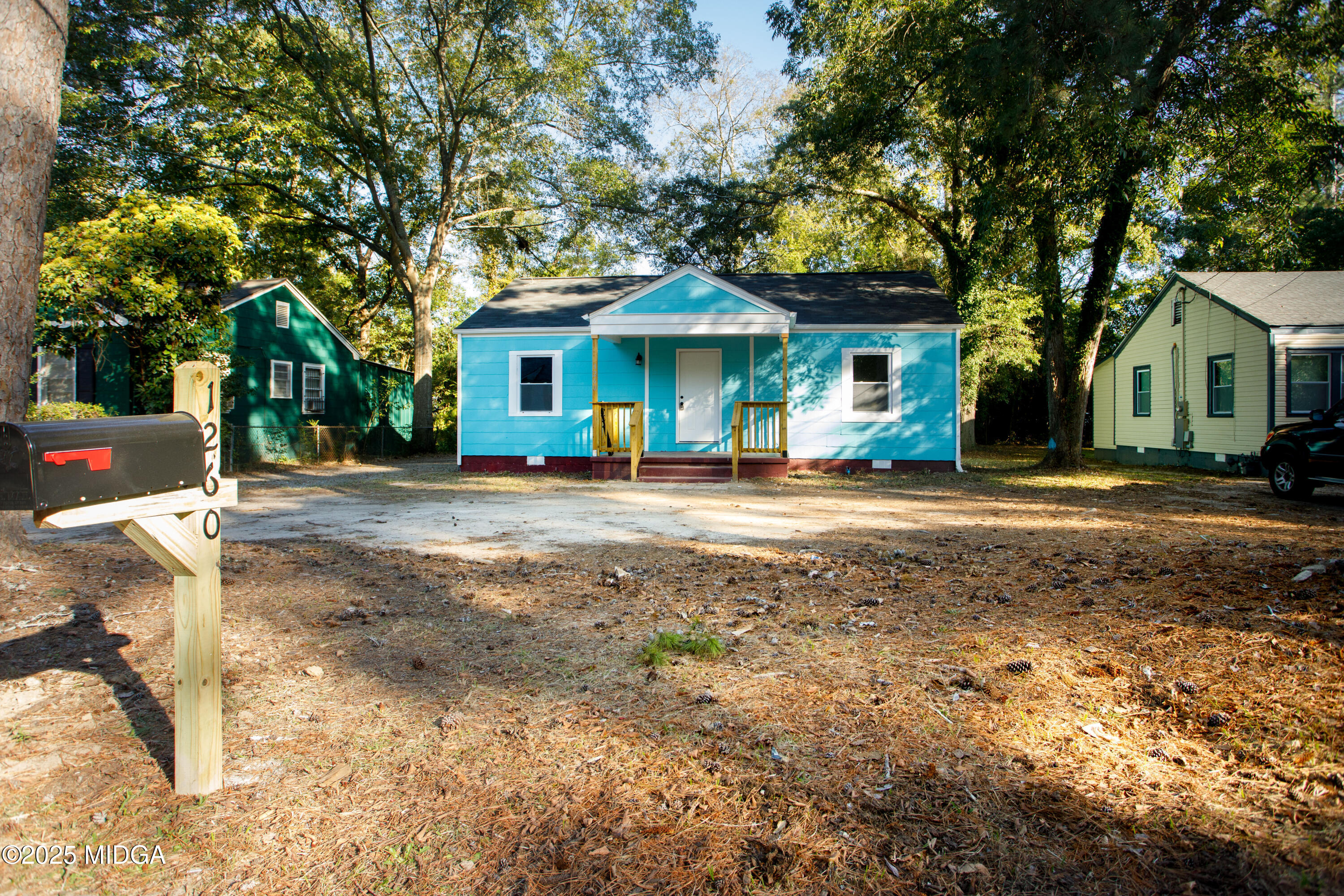1260-1266 Mimosa Drive