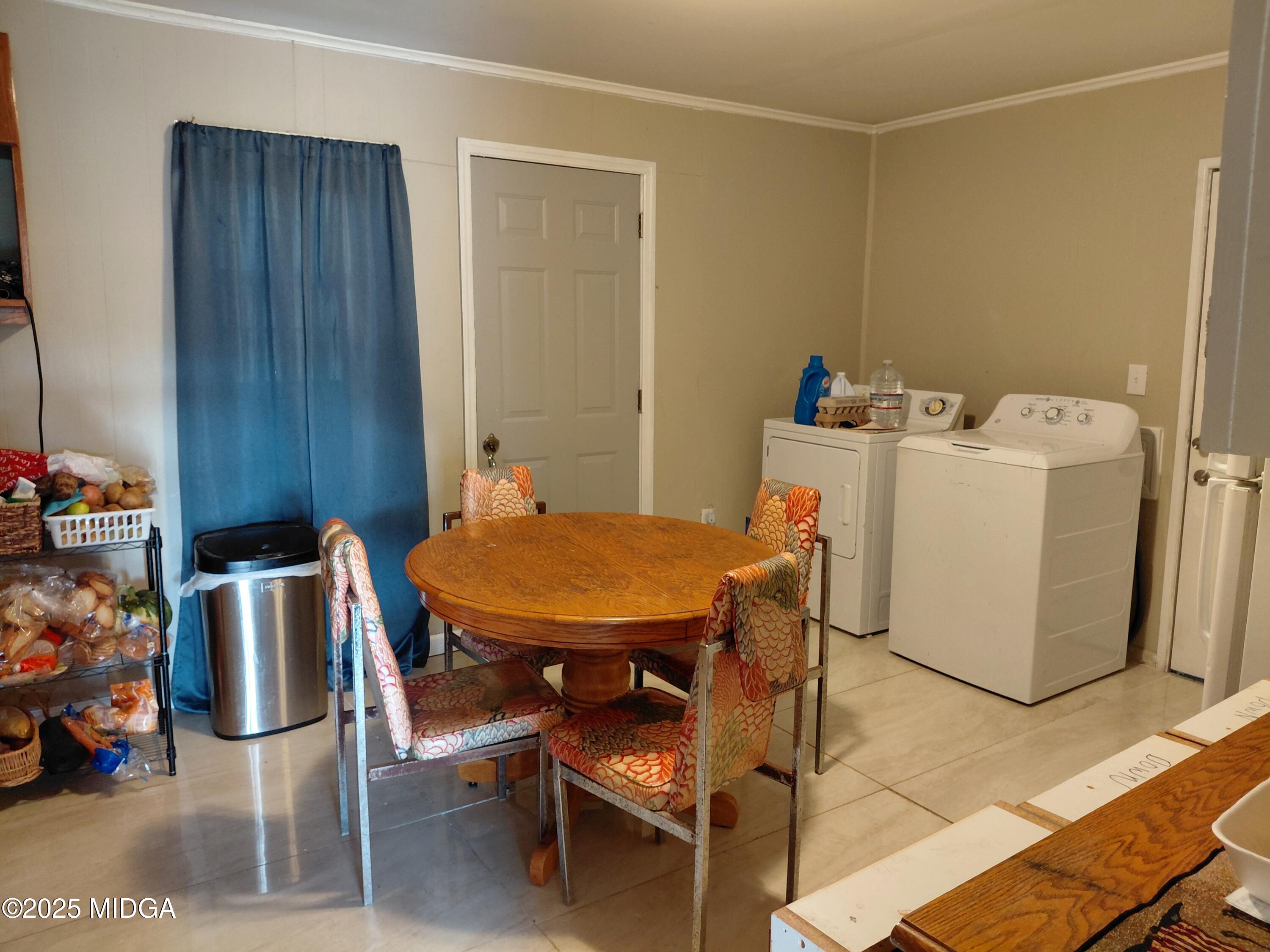 2689 Village Green Lane